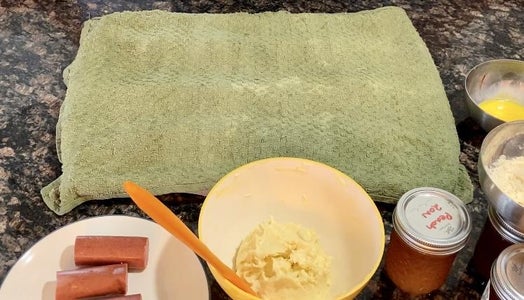 Forming the Kolaches