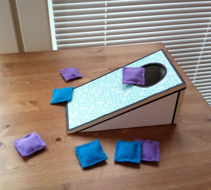 Foamboard Desktop Bean Bag Toss