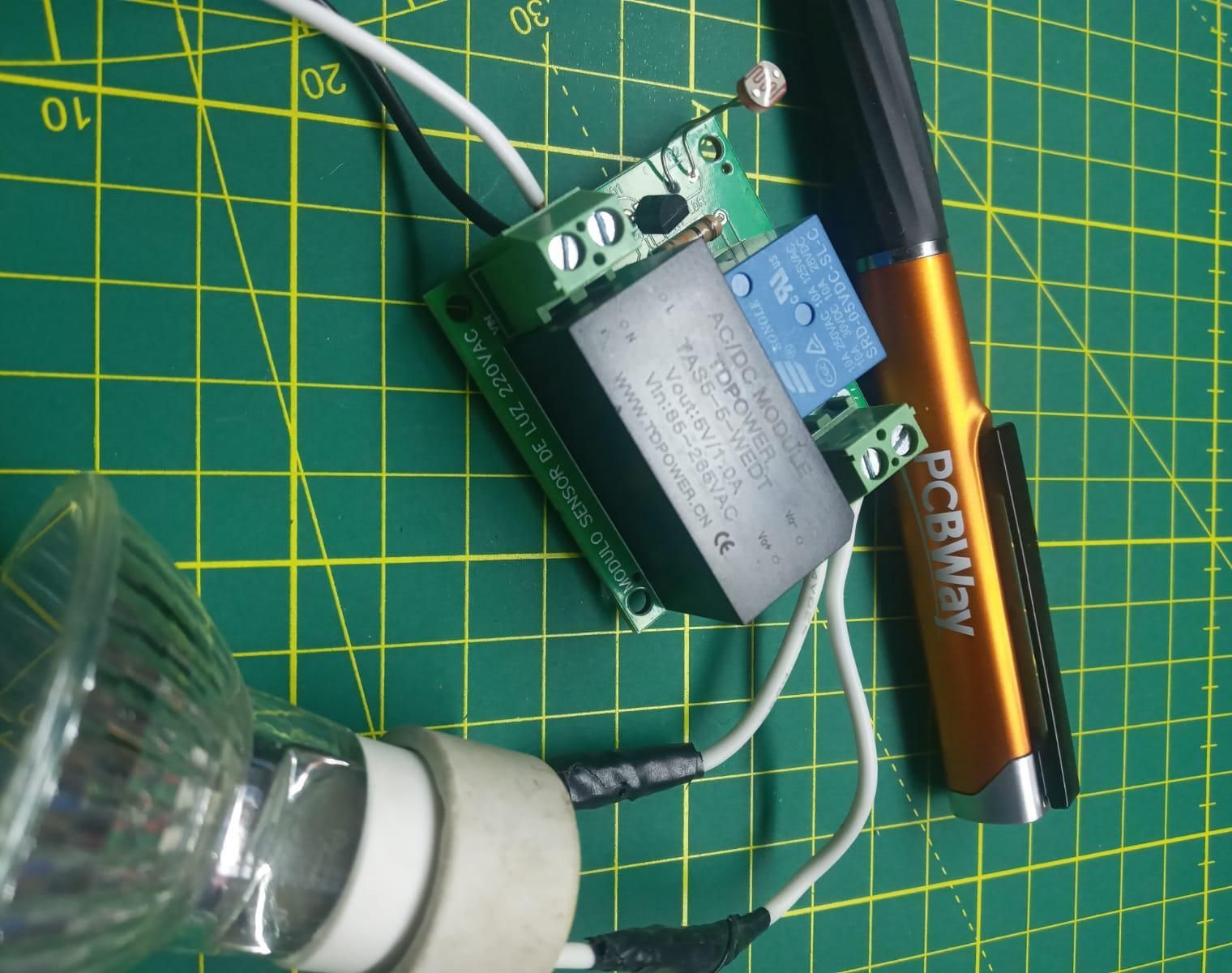 LIGHT SENSOR 220VAC
