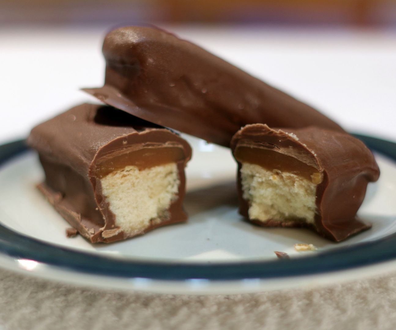 Twix Cookie Bars