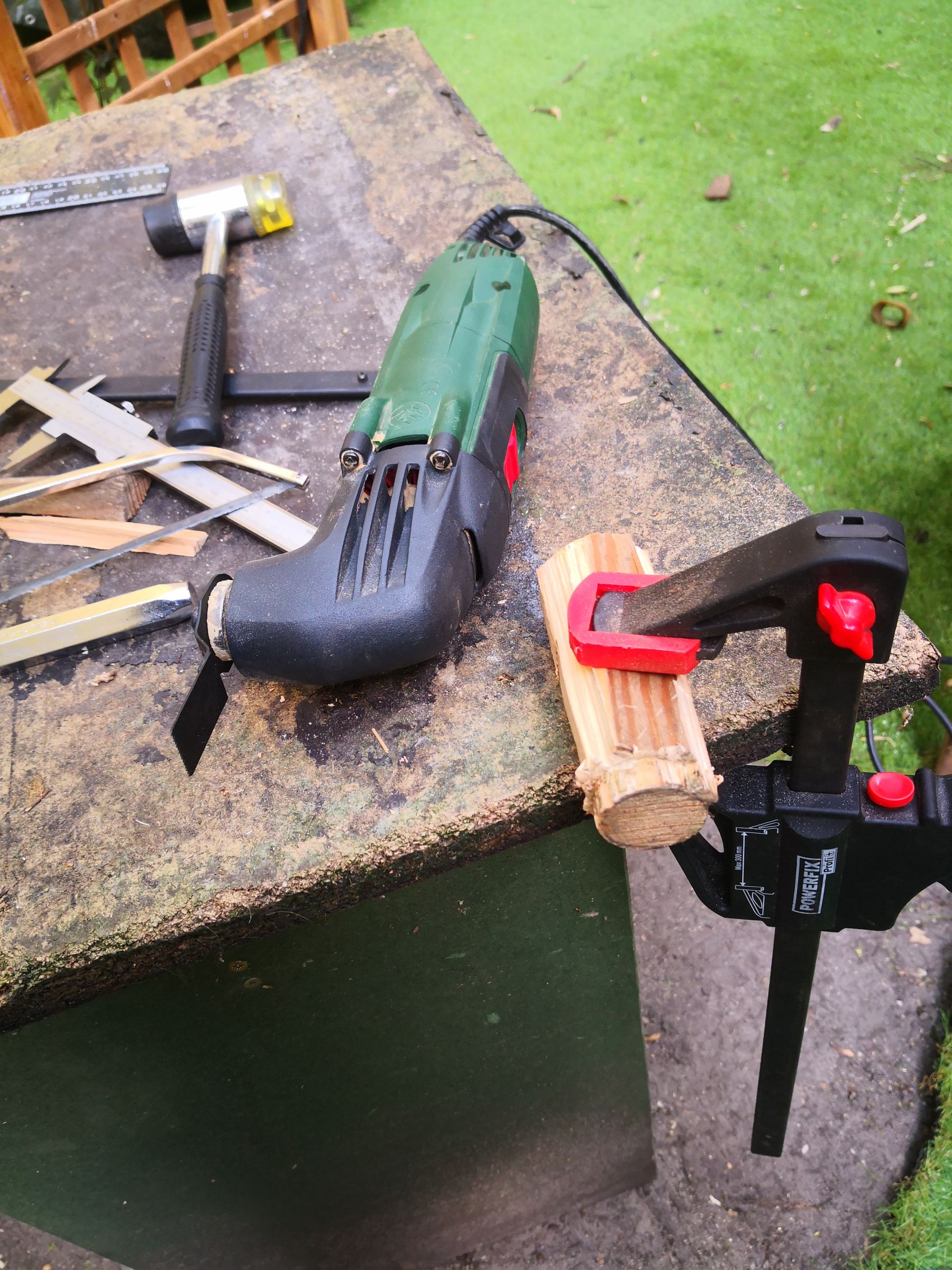 How to Wall Mount a Ship Wheel & Make It Spin! : 5 Steps (with Pictures ...