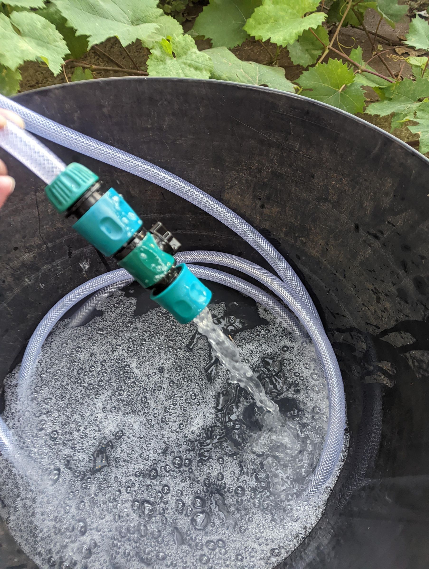 Siphon (Syphon) Bath Water Without Sucking 5 Steps (with Pictures