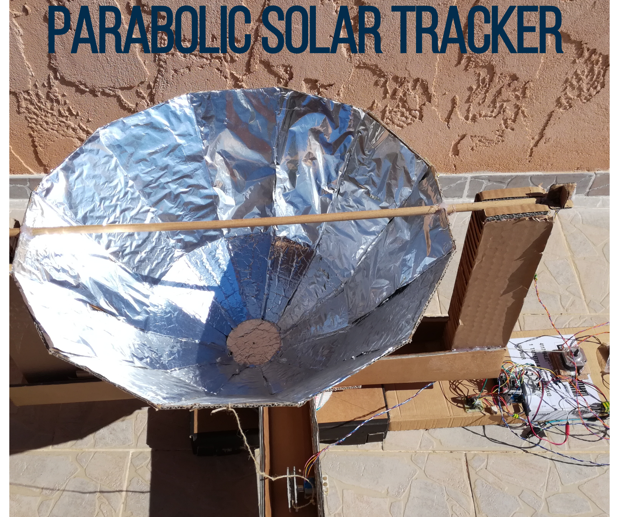 Parabolic Solar Tracker in Carton (DIY Arduino)