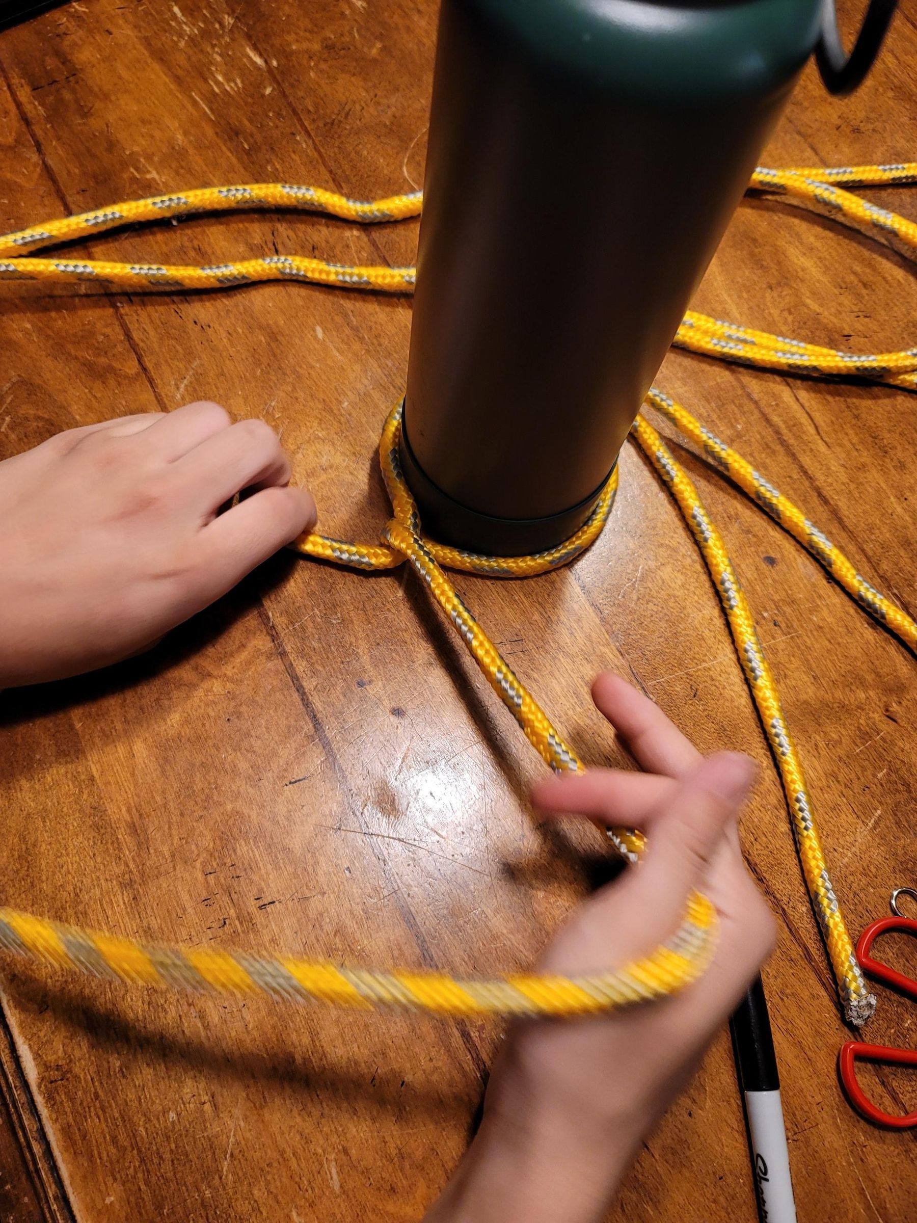 6 Step Water Bottle Rope Wrap : 7 Steps (with Pictures) - Instructables