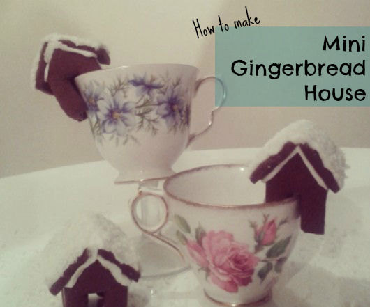 Mini Gingerbread Houses for Your Mug