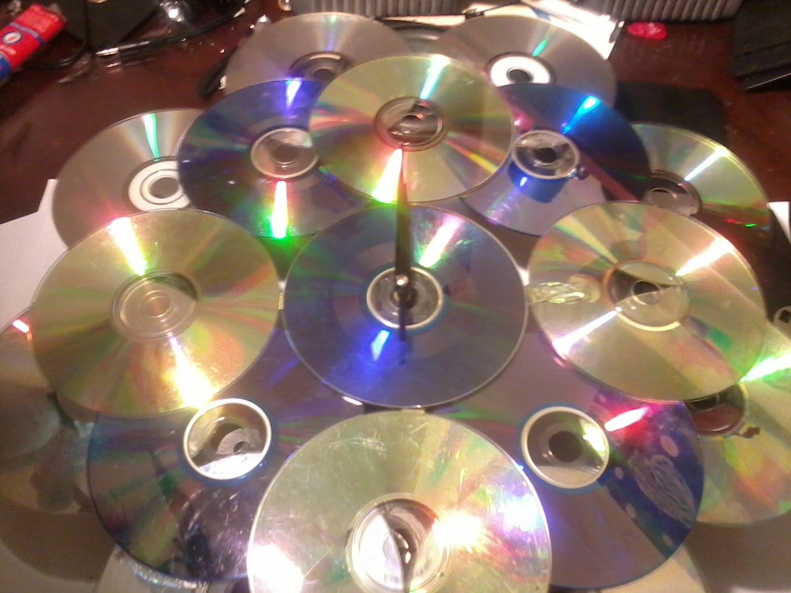 Make Your Own CD Wall Clock 6 Steps (with Pictures) Instructables