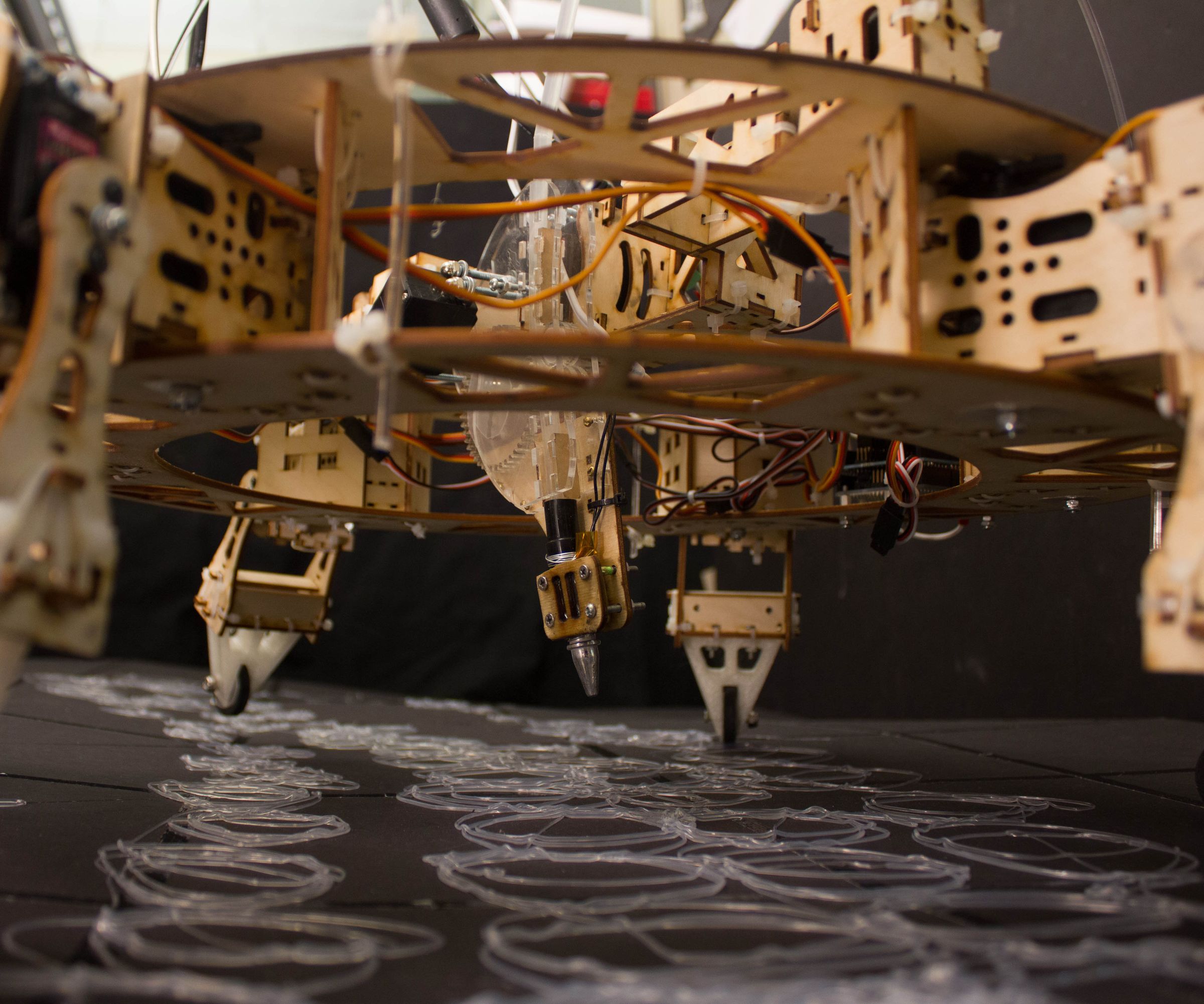 Geoweaver: a Walking 3D Printer Hexapod