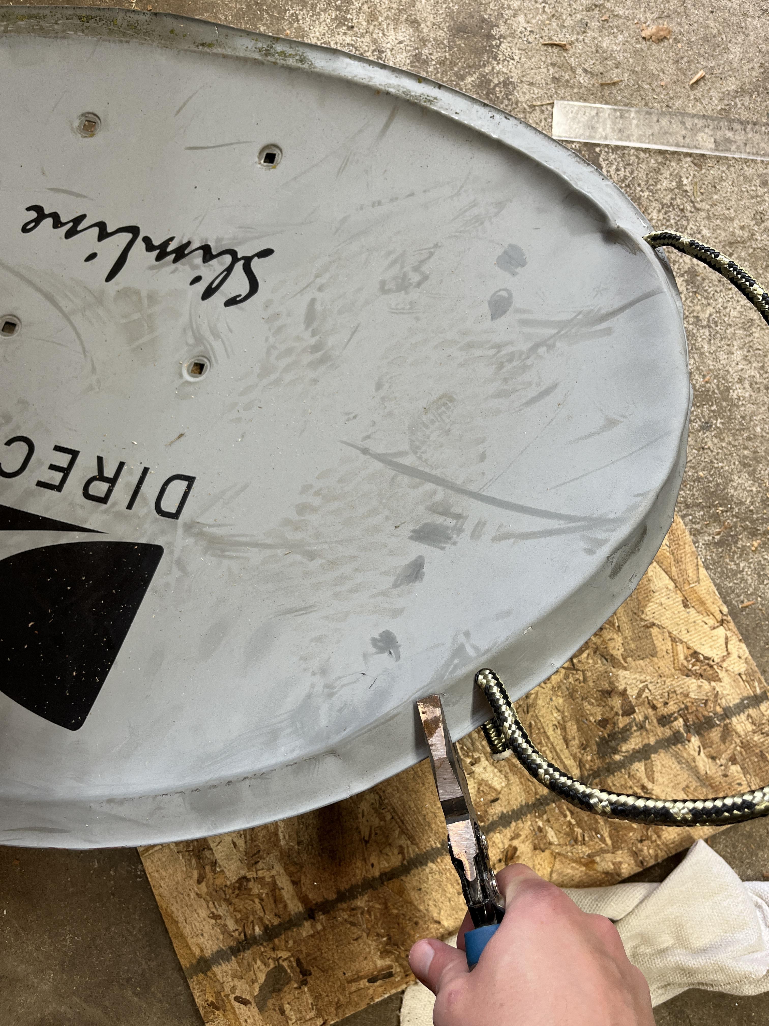 how to get snow off satellite dish on roof