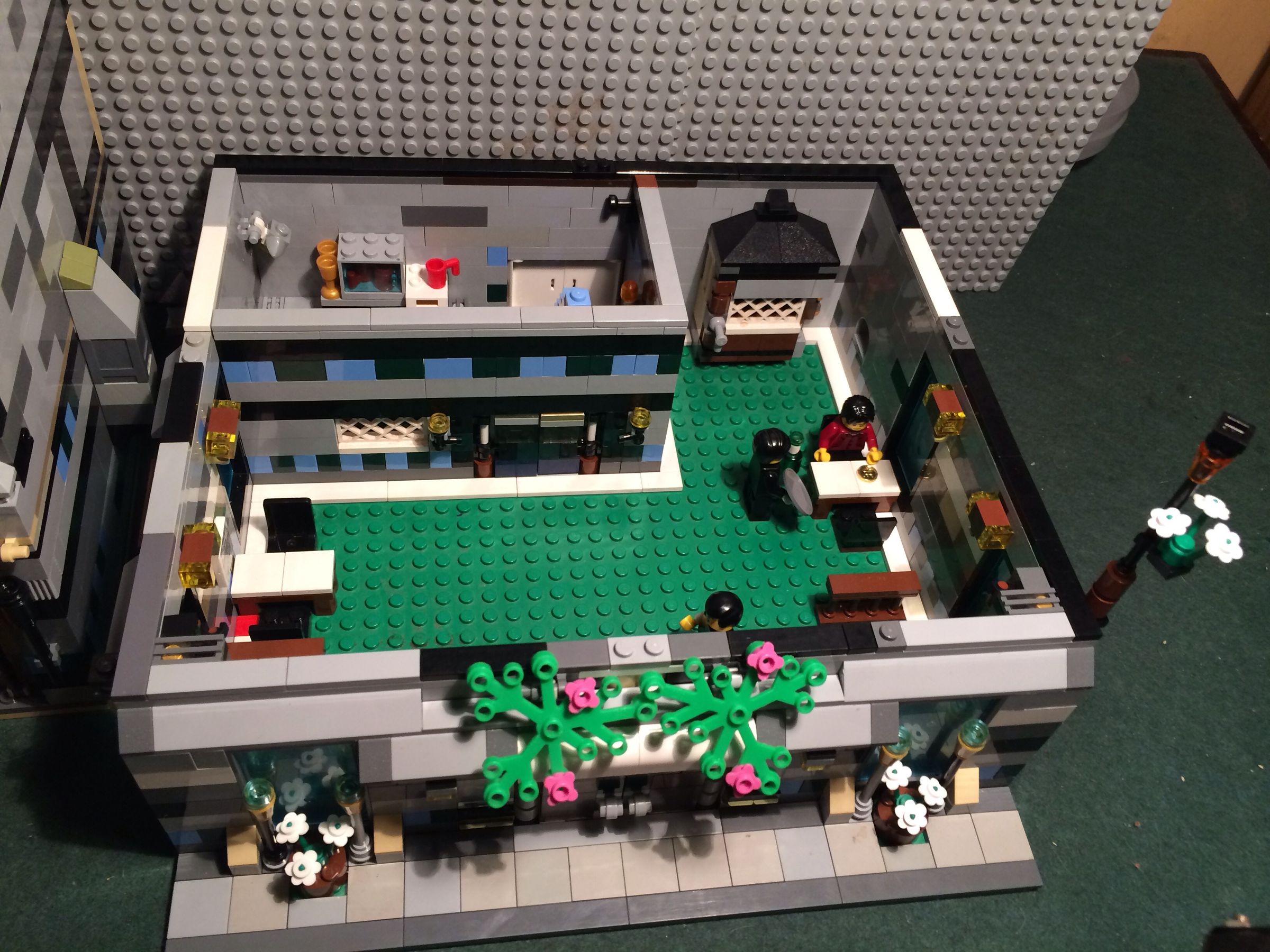 LEGO House/restaurant Modular Building 4 Steps Instructables
