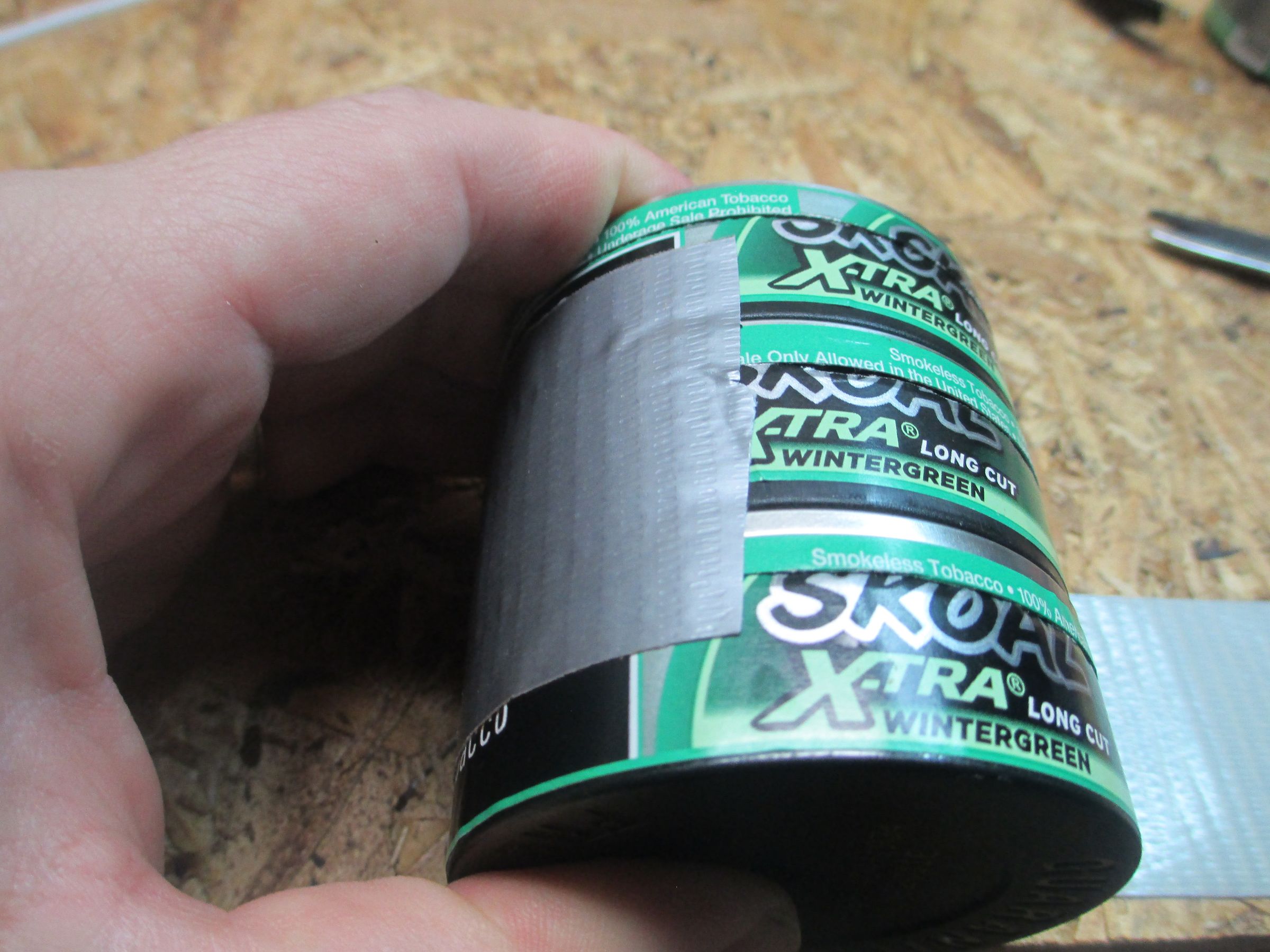 Tobacco Can and Duct Tape Shelf Supports : 12 Steps - Instructables