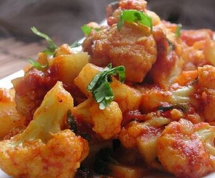 Cauliflower and Celery Stewed With Tomato