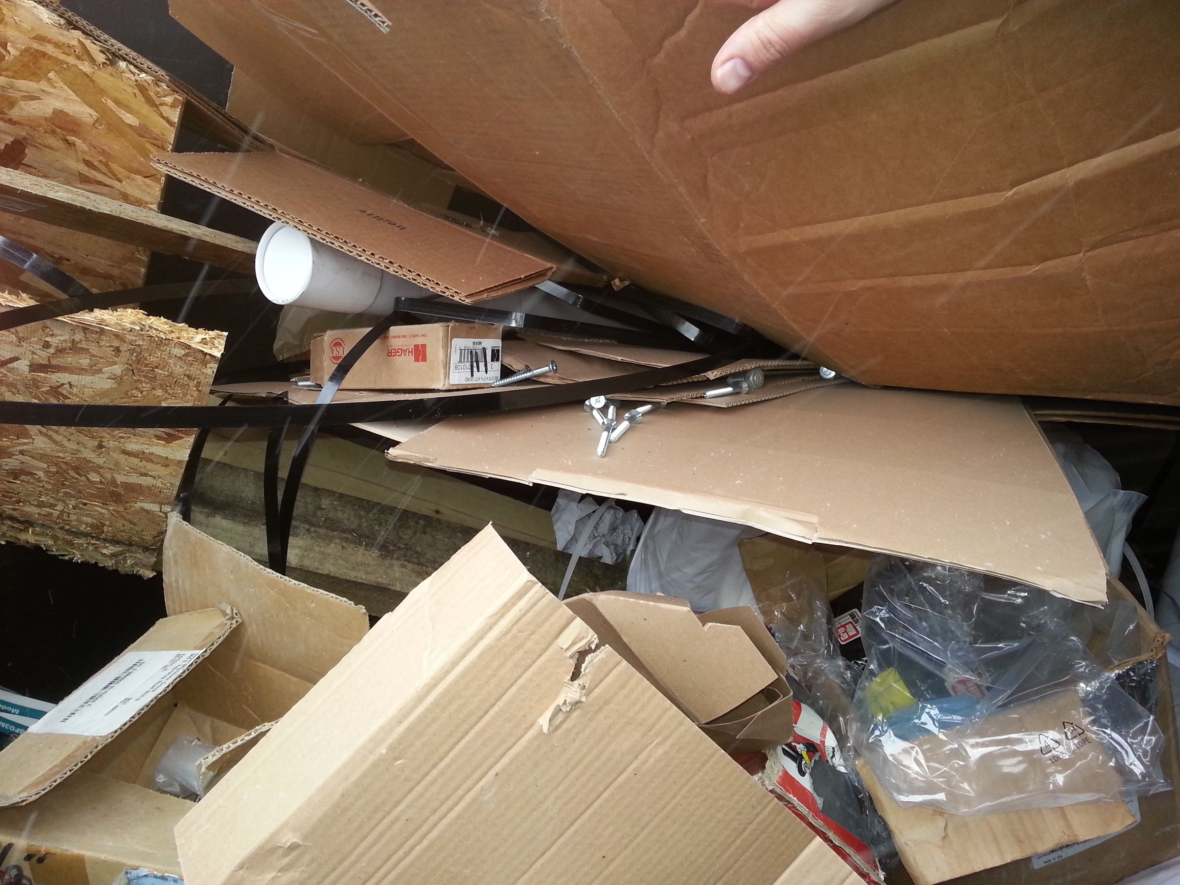 Dumpster Diving for Fun and Profit! (mostly Fun Though) 8 Steps