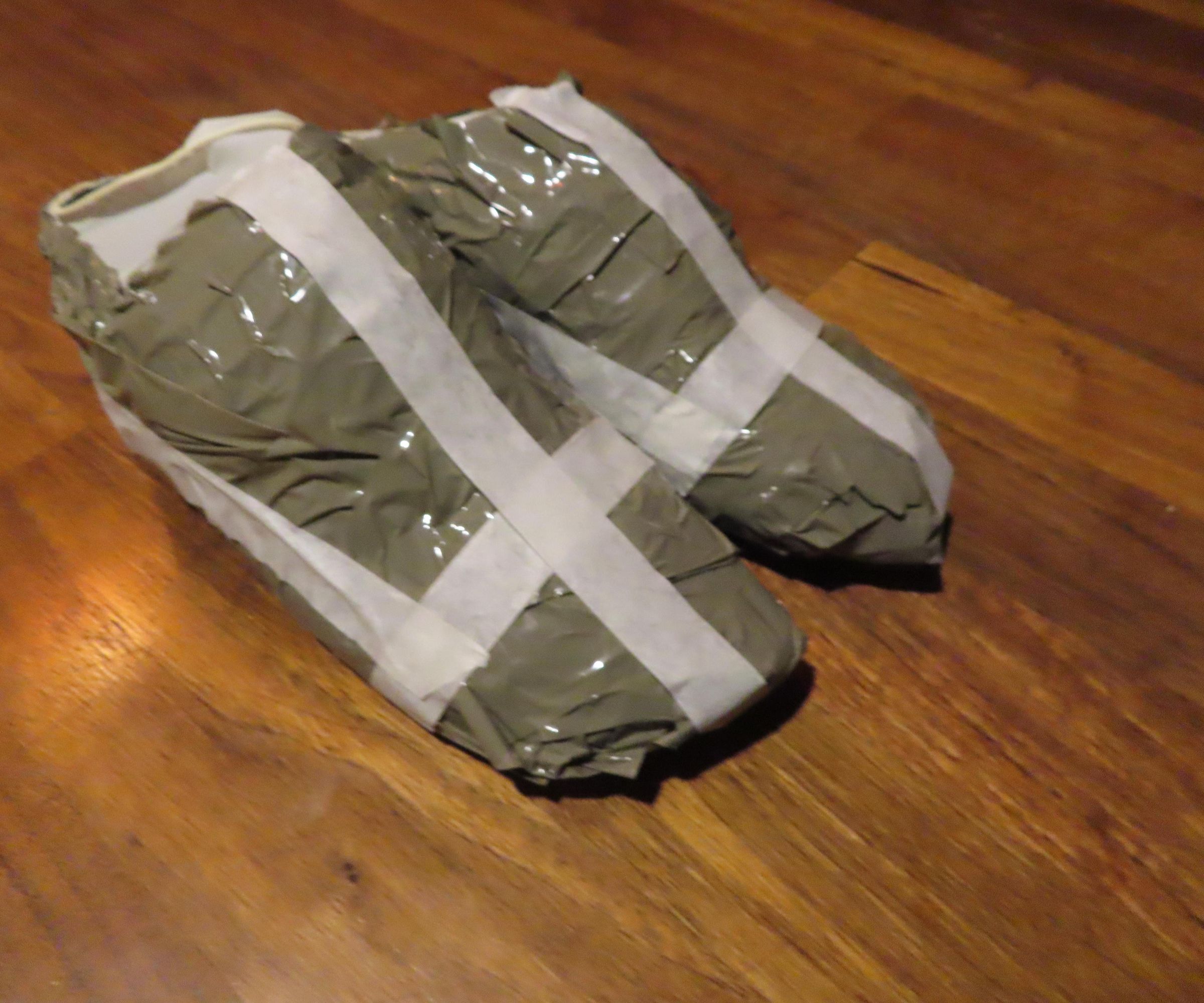 3 Minute Tape Emergency Shoes/slippers