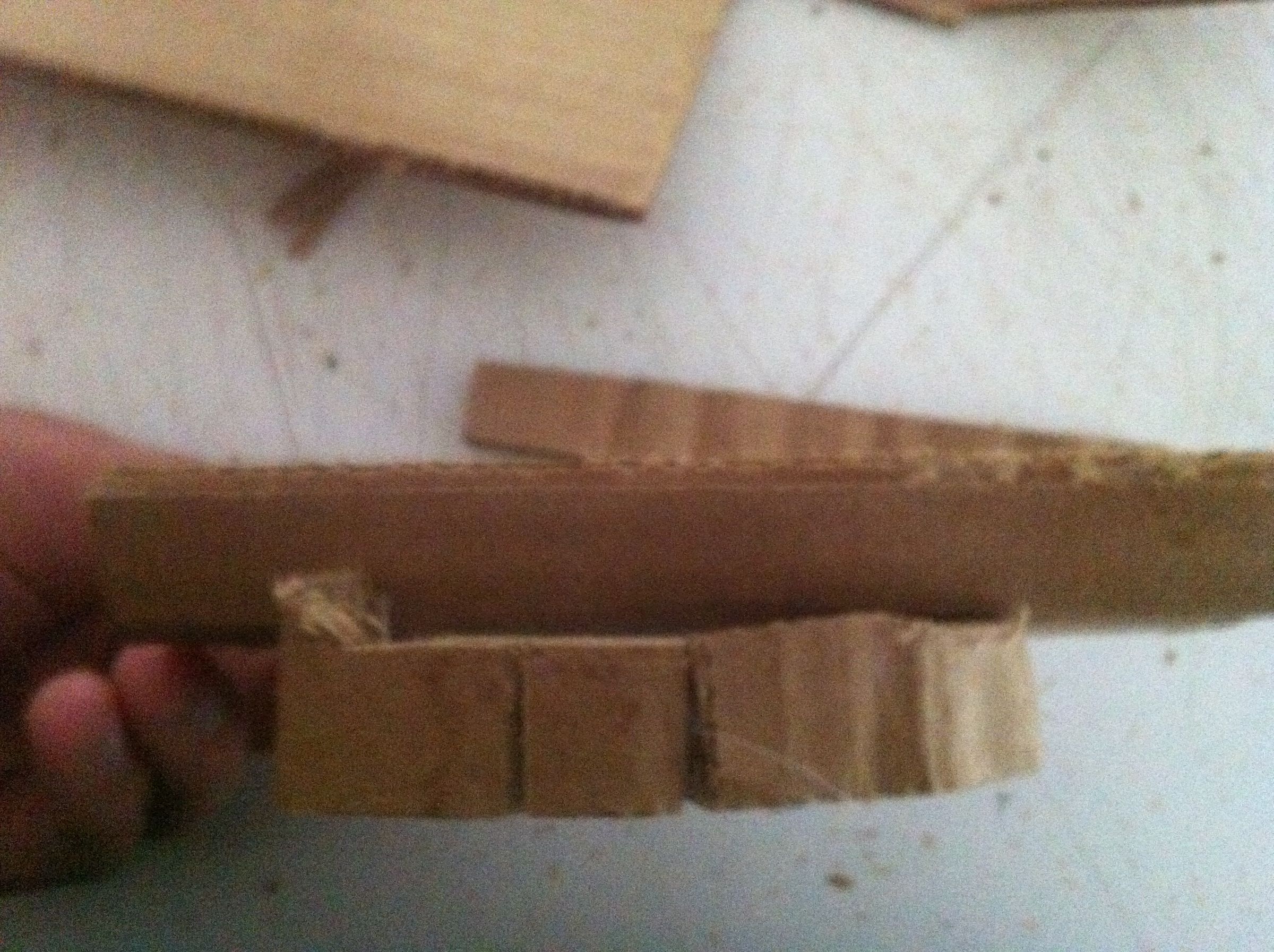 DIY Cardboard Phone Holder : 8 Steps - Instructables