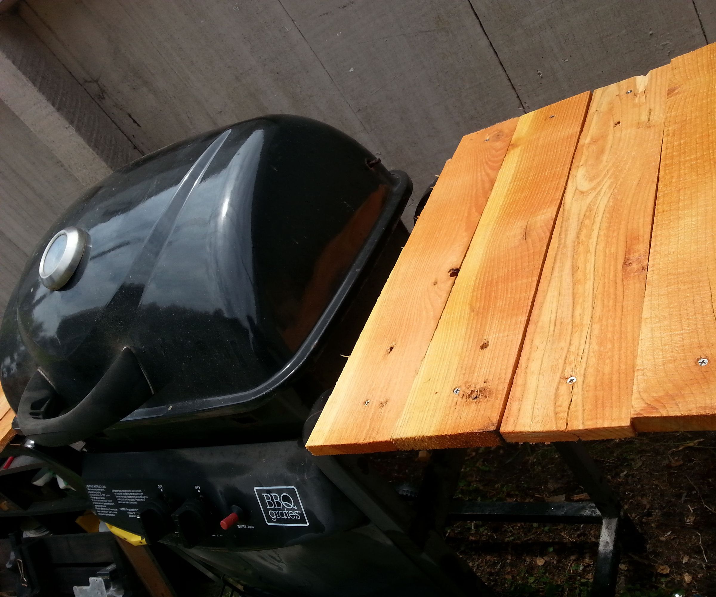Charcoal Grill Conversion With Pallet Side Tables