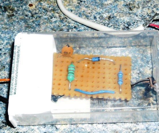 Nic Nac Tic Tac Crystal Radio Set - an Ideal Primary School Project...