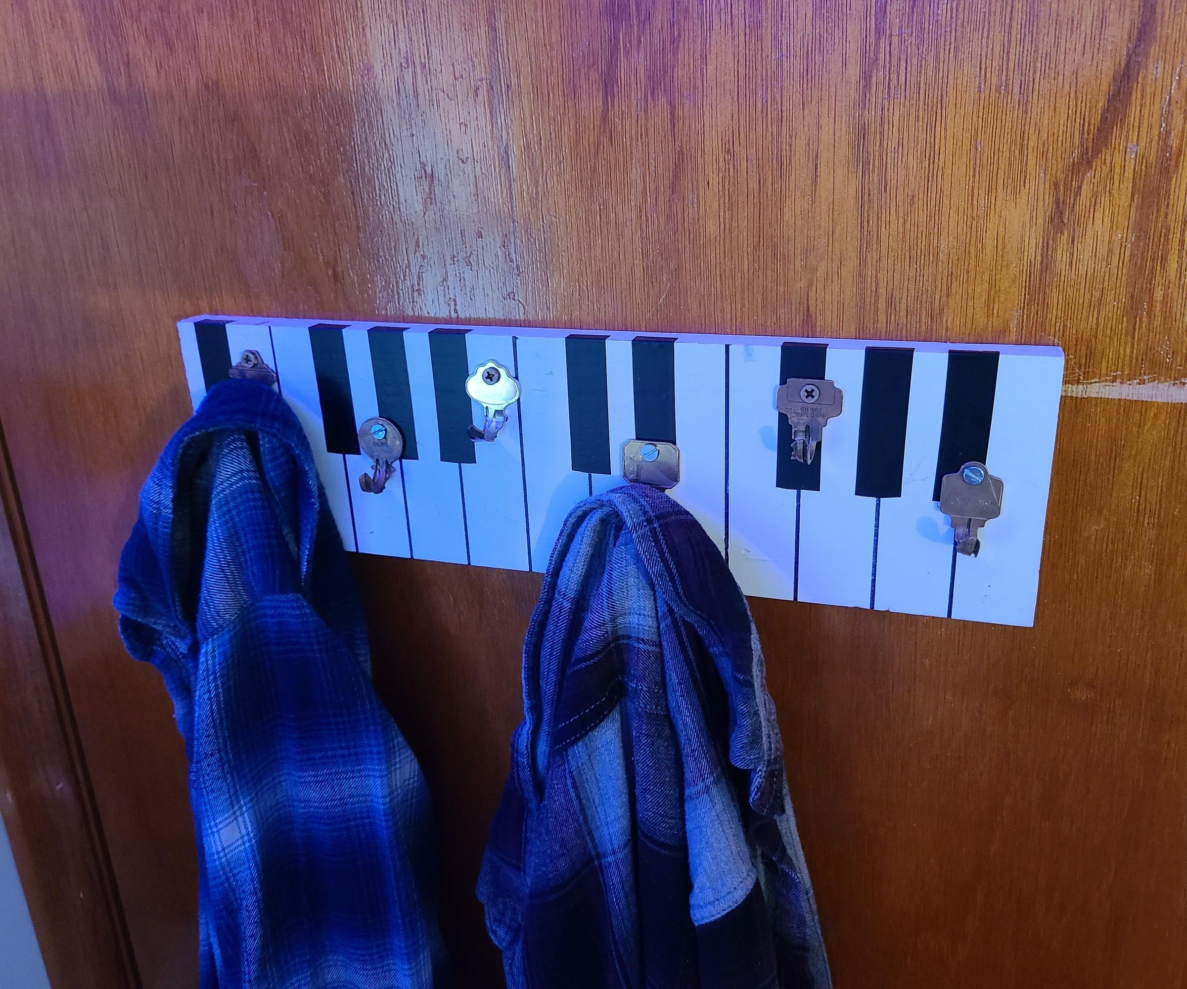 Keyboard Coat Hangar