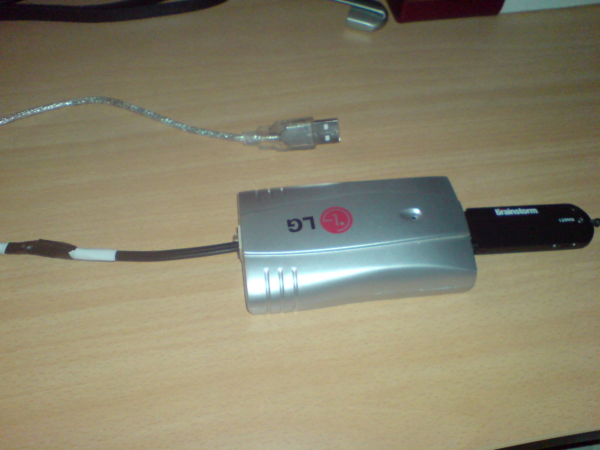Turn your old Dial-Up modem into a USB Hider