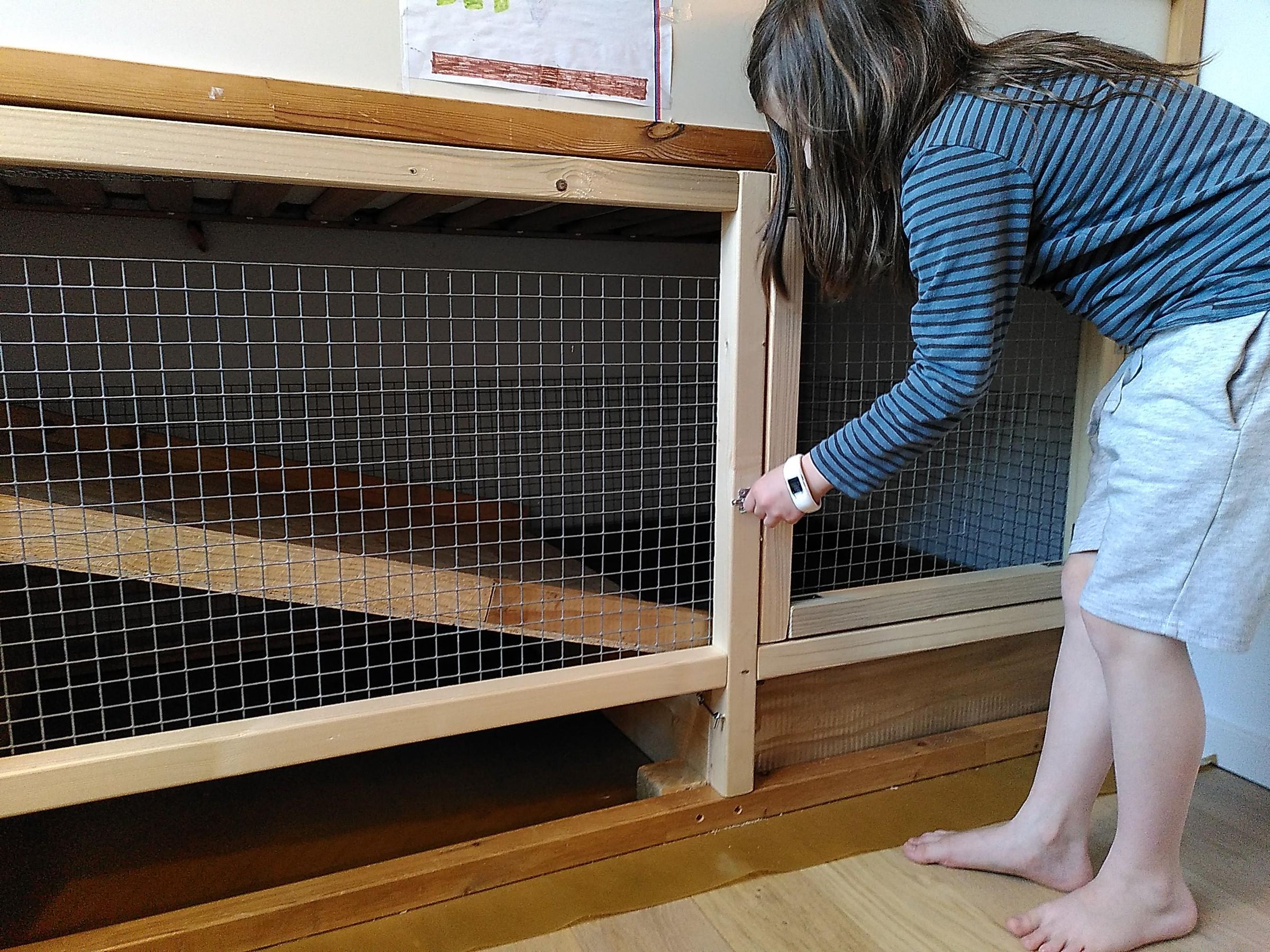 IKEA Kura Children's Bed Guinea Pig Cage 5 Steps (with Pictures