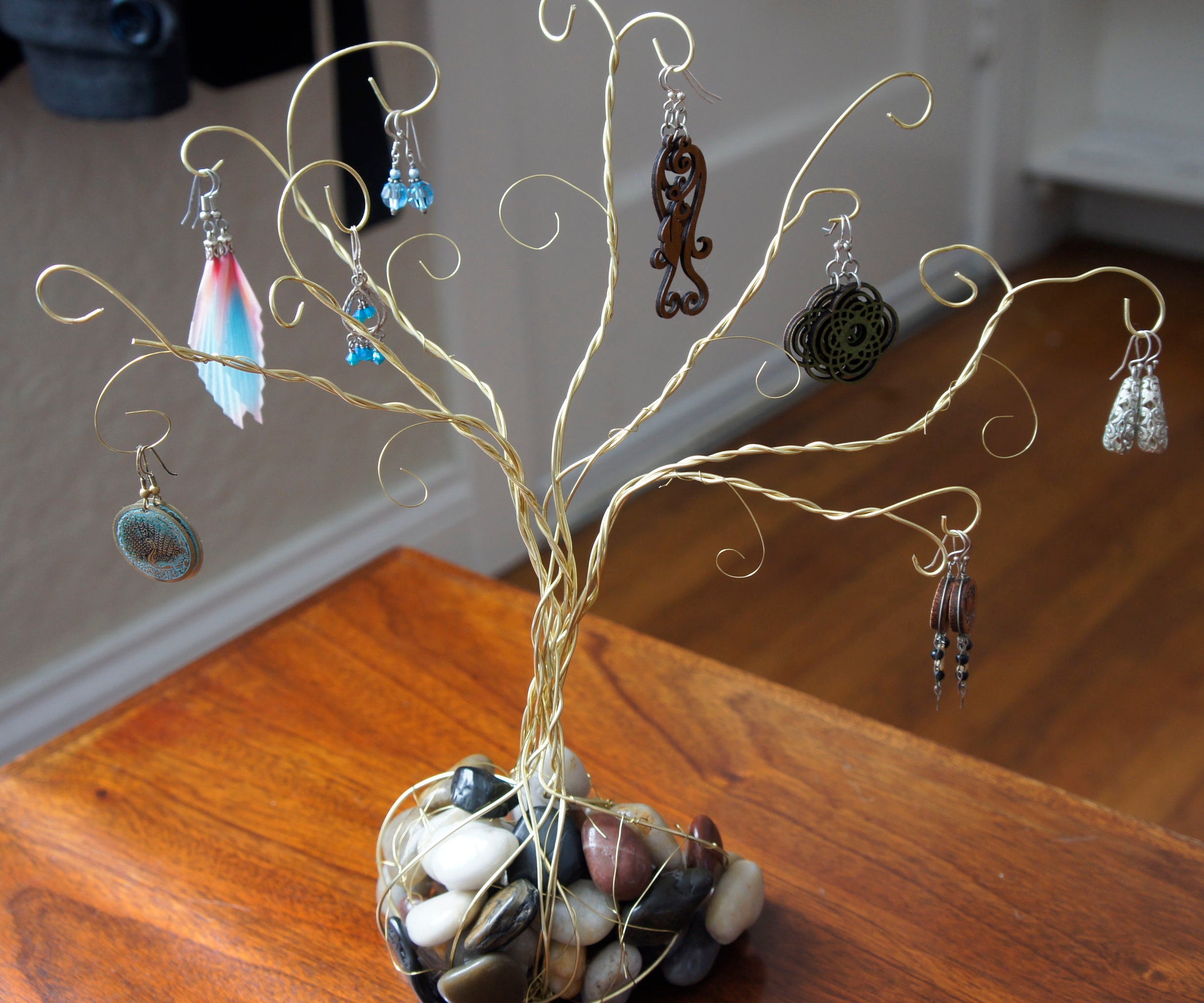 Wire&Rock Jewelry Tree 6 Steps Instructables