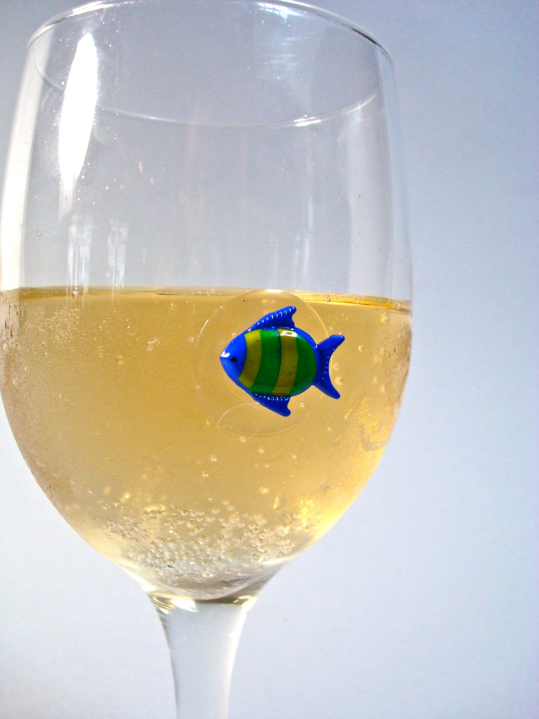 Party Glass Markers 4 Steps (with Pictures) Instructables