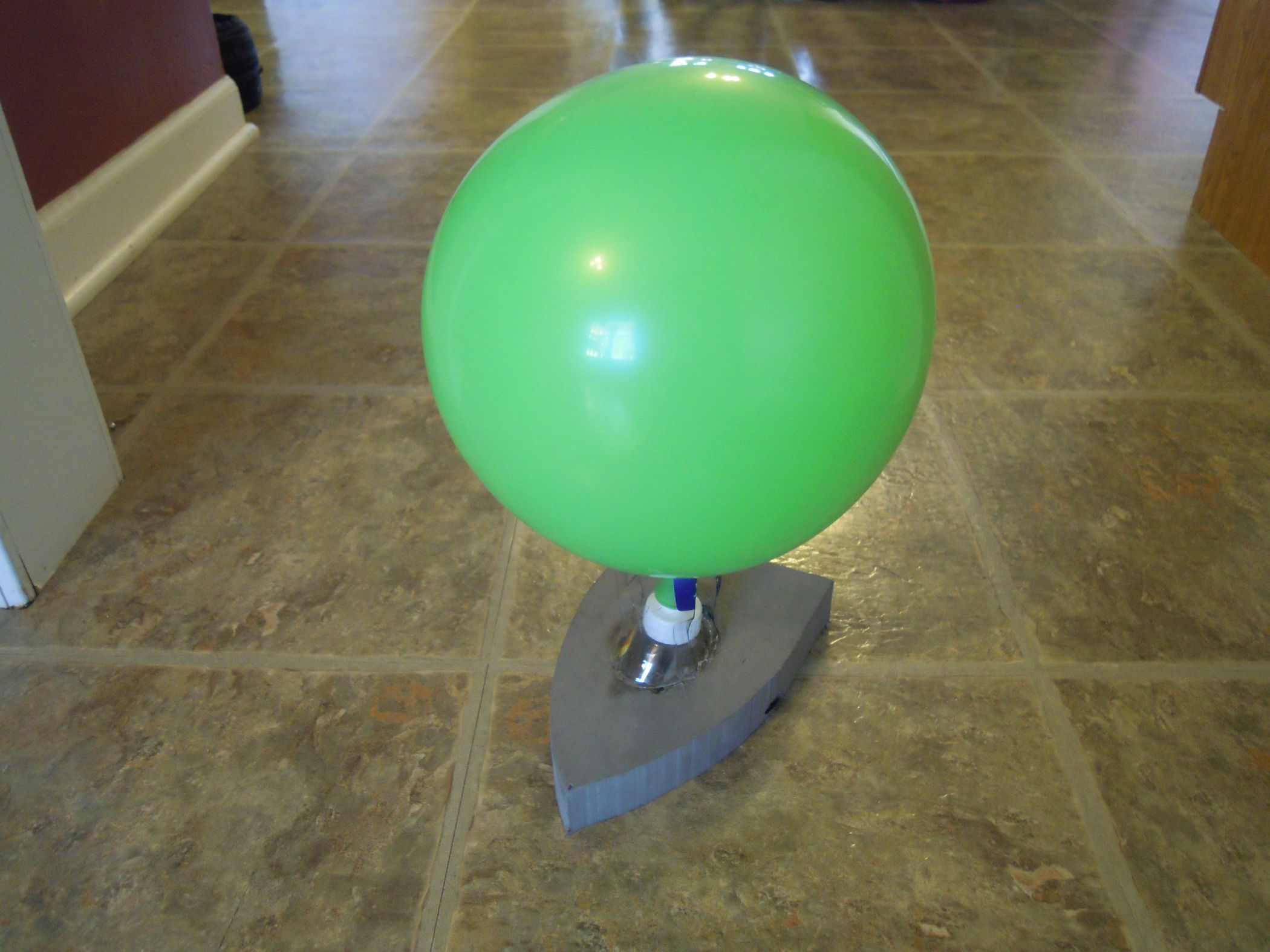 Foam Hovercraft : 6 Steps (with Pictures) - Instructables