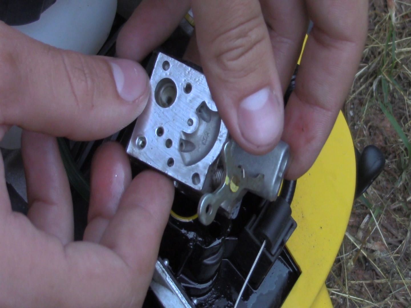 How to Fix a Weed Eater Carburetor Cleaning 7 Steps Instructables