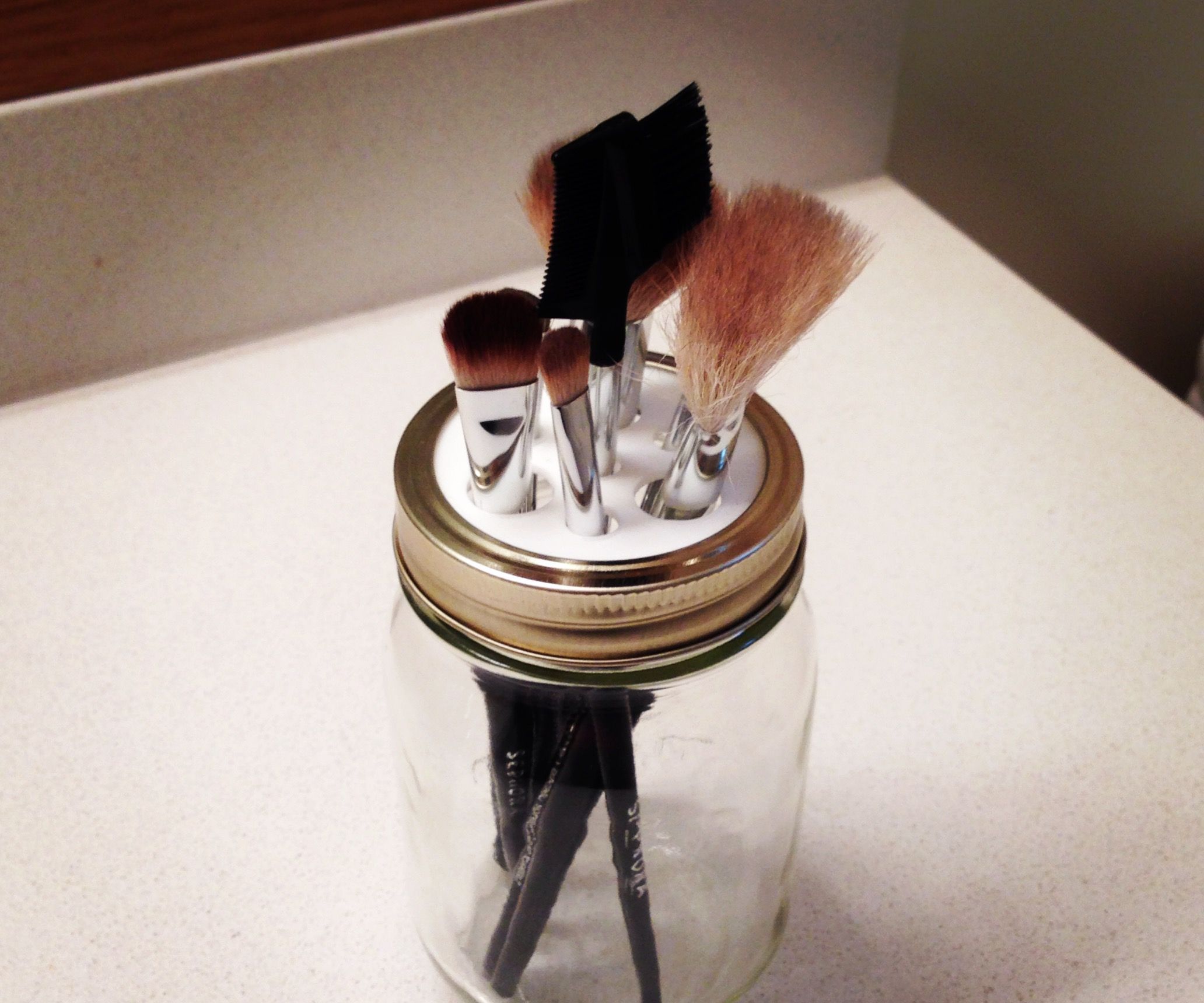 DIY guide for Mason Jar Make-up Brush Holder with step-by-step instructions