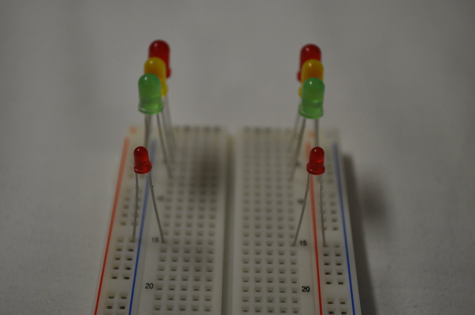 Traffic Lights Beginner Arduino Project 7 Steps Instructables Traffic Lights Beginner Arduino Project 7 Steps Instructables