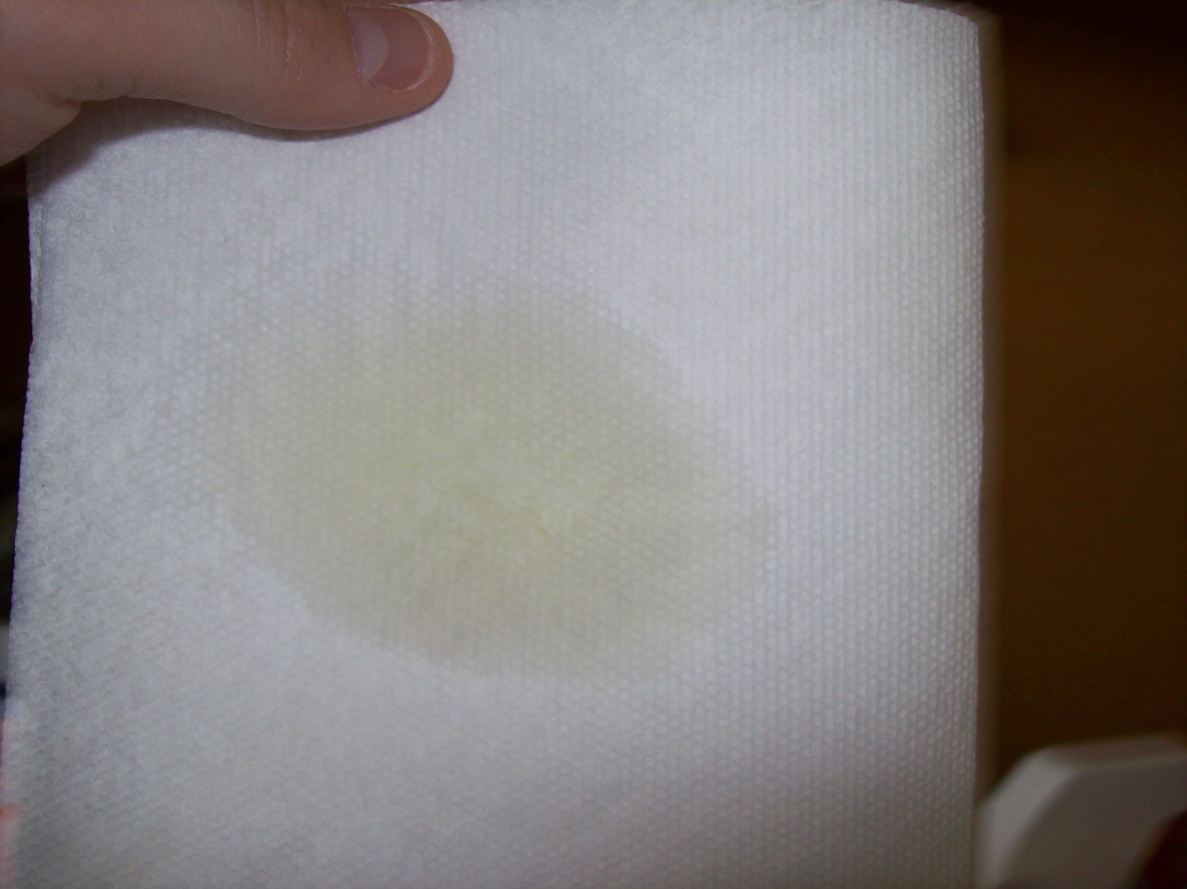 How to Clean a Laptop Screen With Household Products 3 Steps