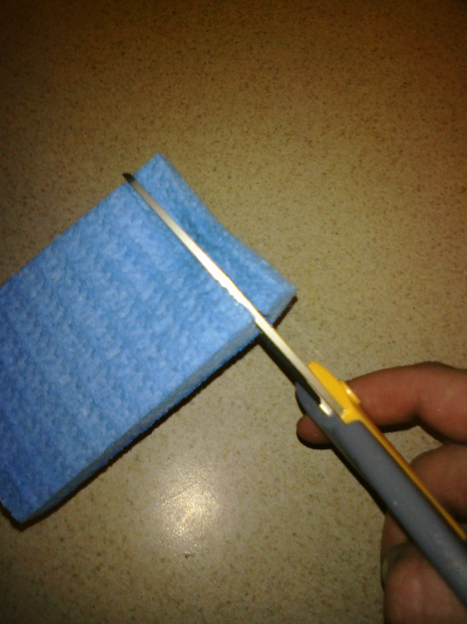 Pez Dispenser Ukulele / Guitar Humidifier 7 Steps Instructables