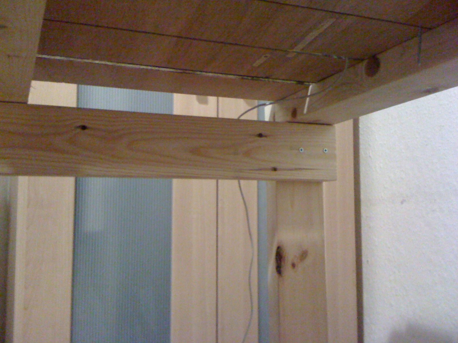Build Your Own Desk, for Under 20 (30) 4 Steps Instructables