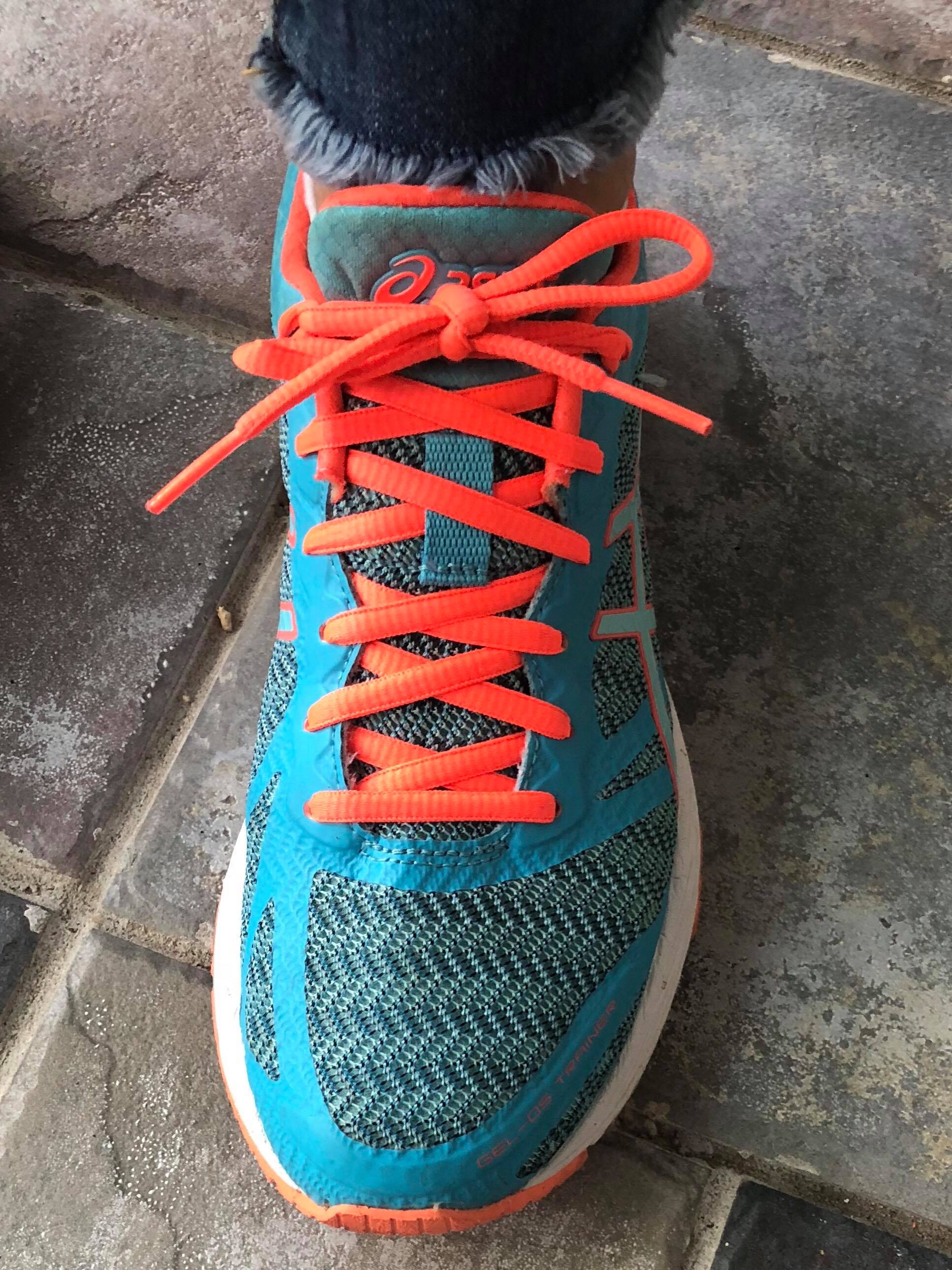 running shoe knot