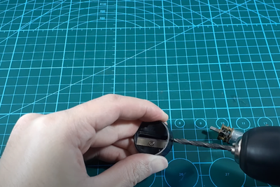 Connect the Motor With Sharpen the Pencil