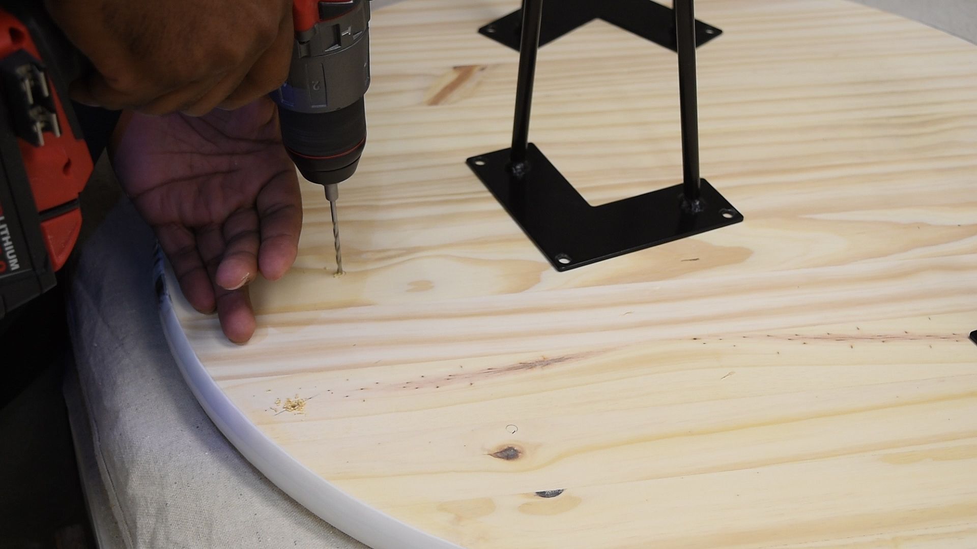 How to Make an Epoxy Resin Tabletop 8 Steps (with Pictures