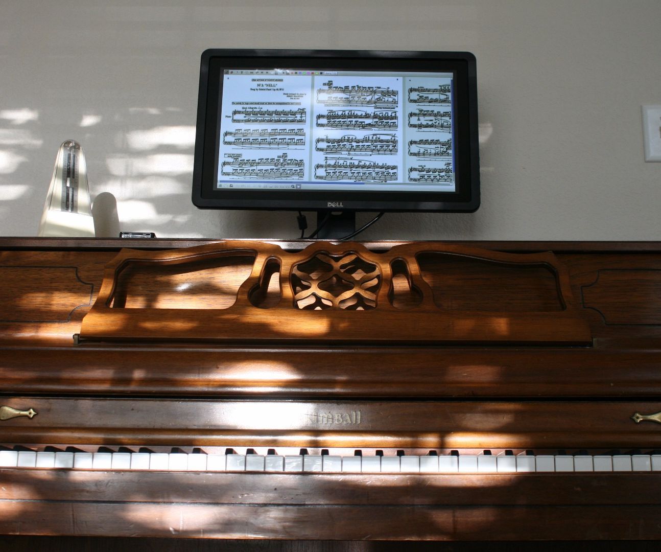 Digital Music Stand: Raspberry Pi + Touchscreen
