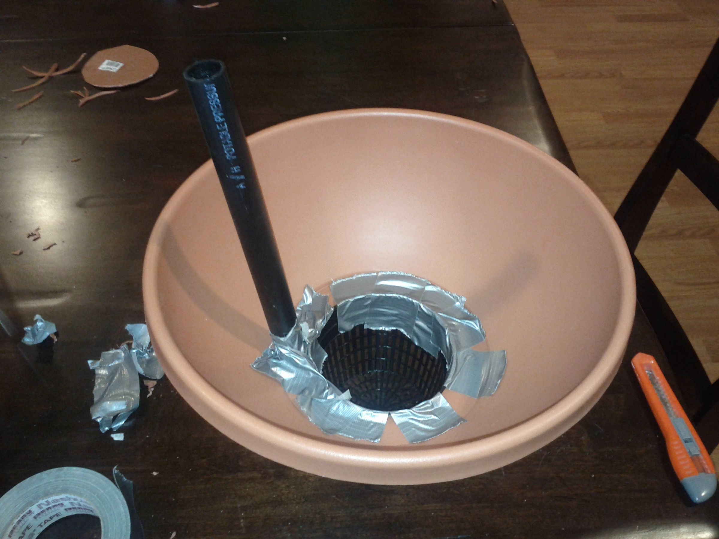 Self Watering Pot Insert for Large Pot : 3 Steps - Instructables