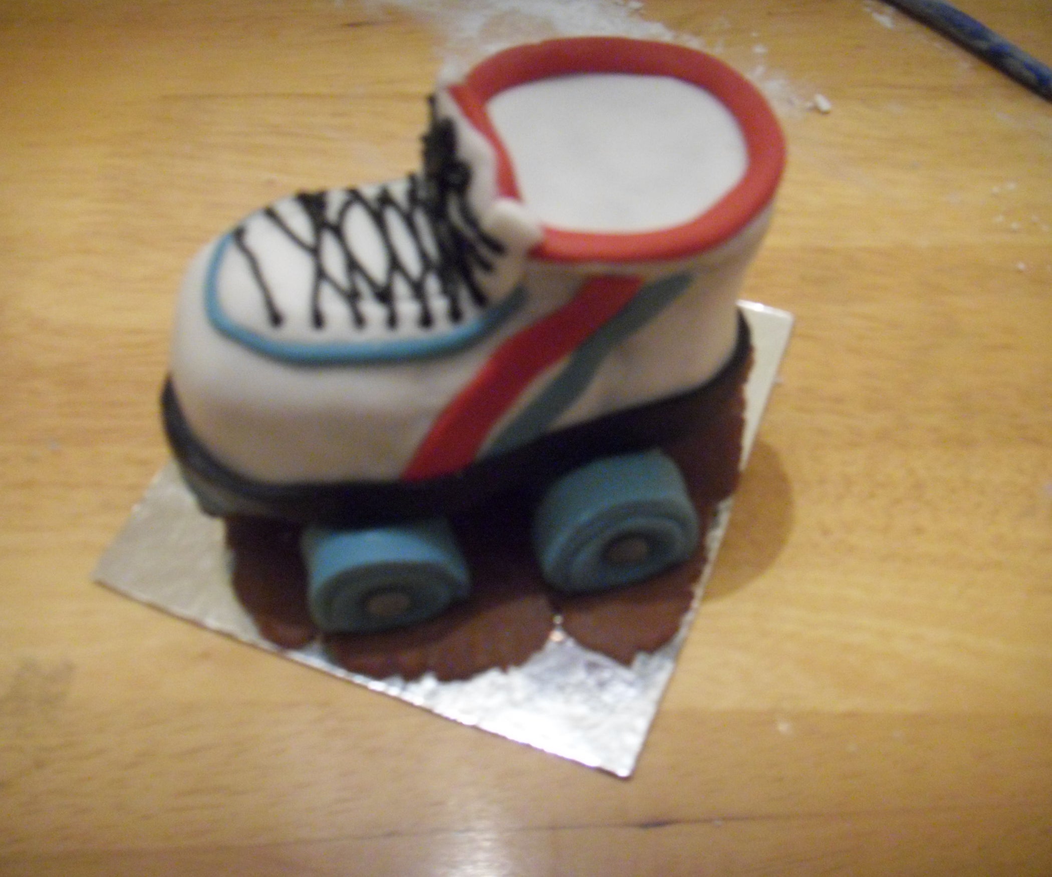 Roller Skate Minicake Tutorial 5 Steps Instructables
