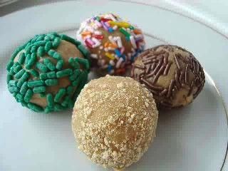 Step-by-step guide for no cook peanut butter balls, 4 ingredients DIY Project DIY project