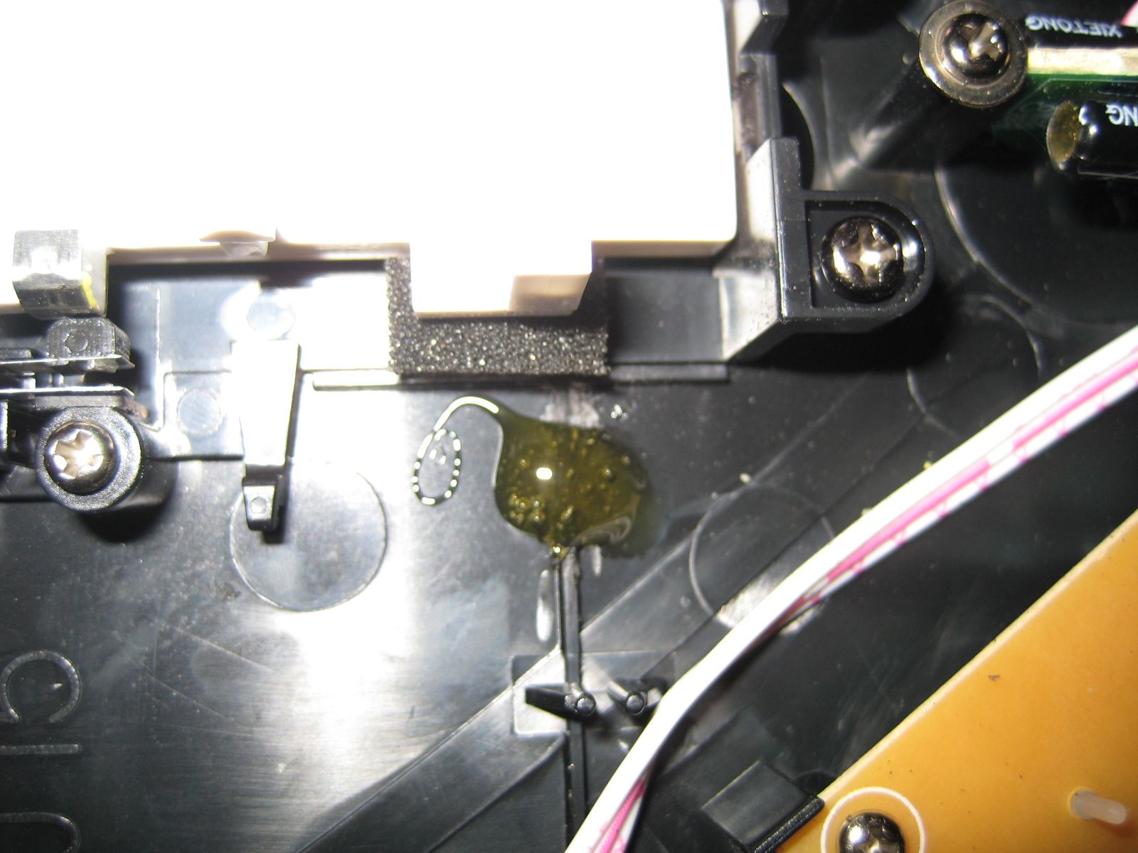 Rock Band Guitar Mod Guitar Hero Buttons and Strum Bar 17 Steps (with Pictures) Instructables