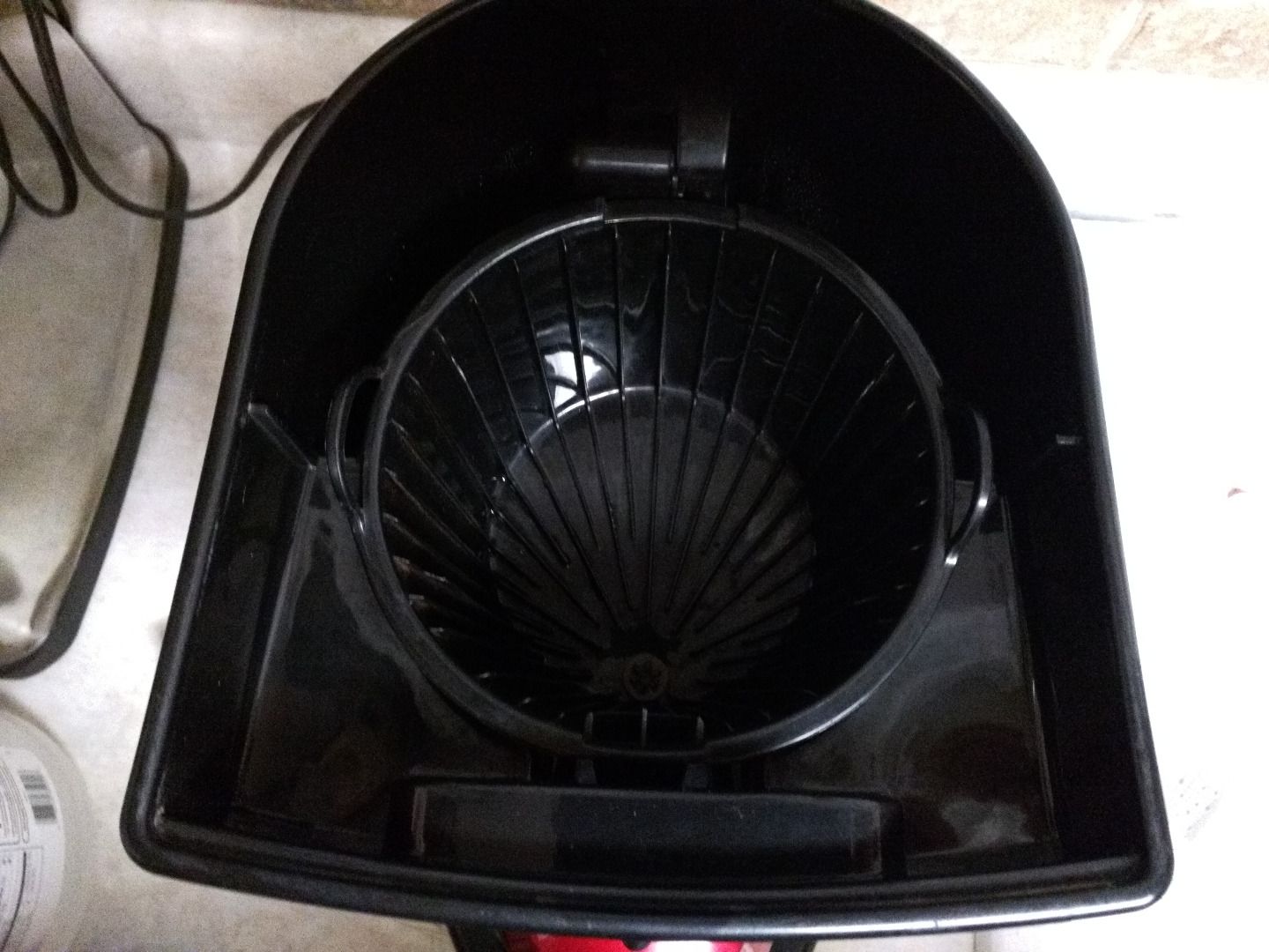 How to Safely Clean a Coffee Maker and Pot. 7 Steps (with Pictures