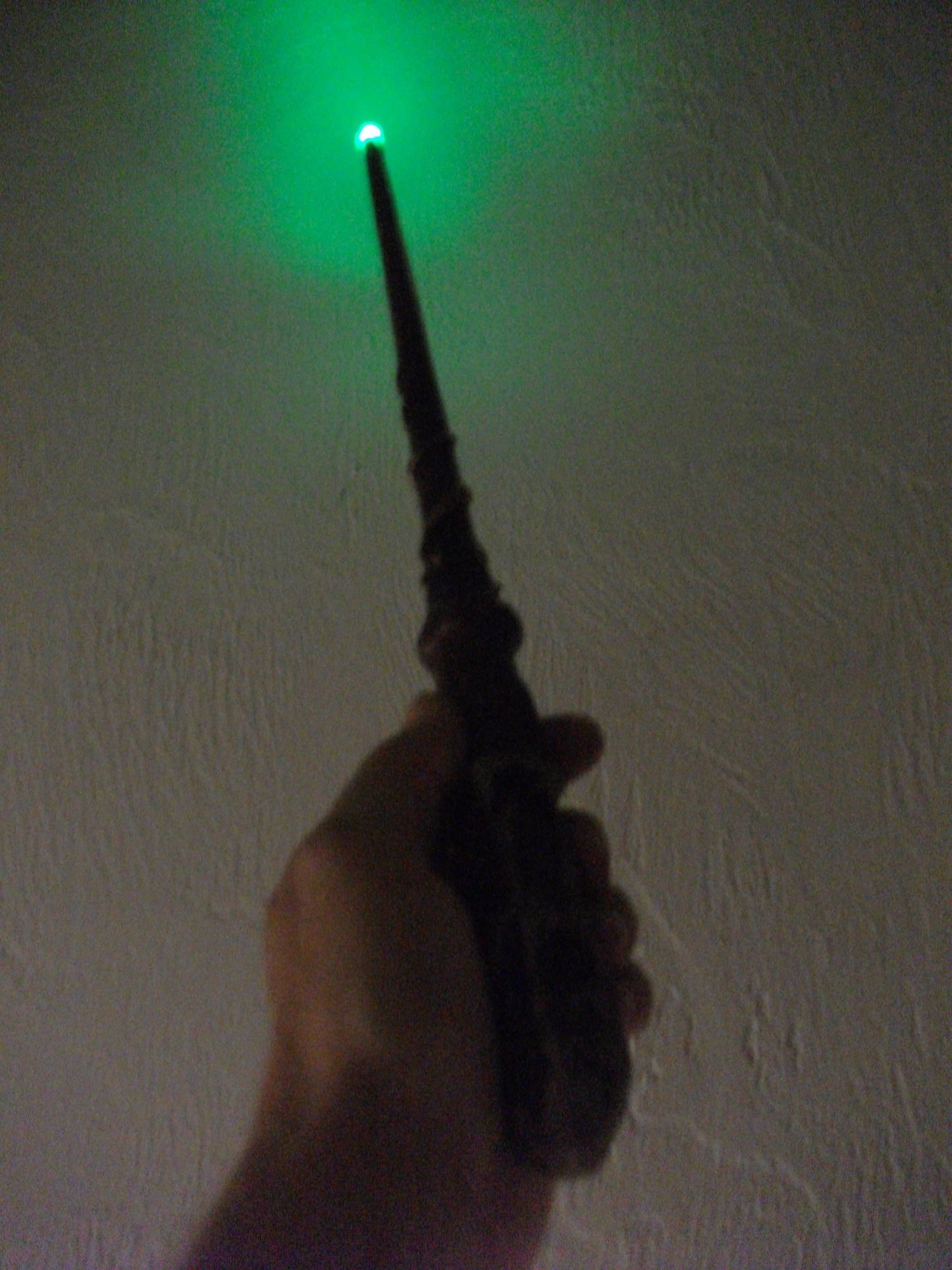 Awesome LED Illuminating Harry Potter Inspired Wizard's Wand! 6 Steps