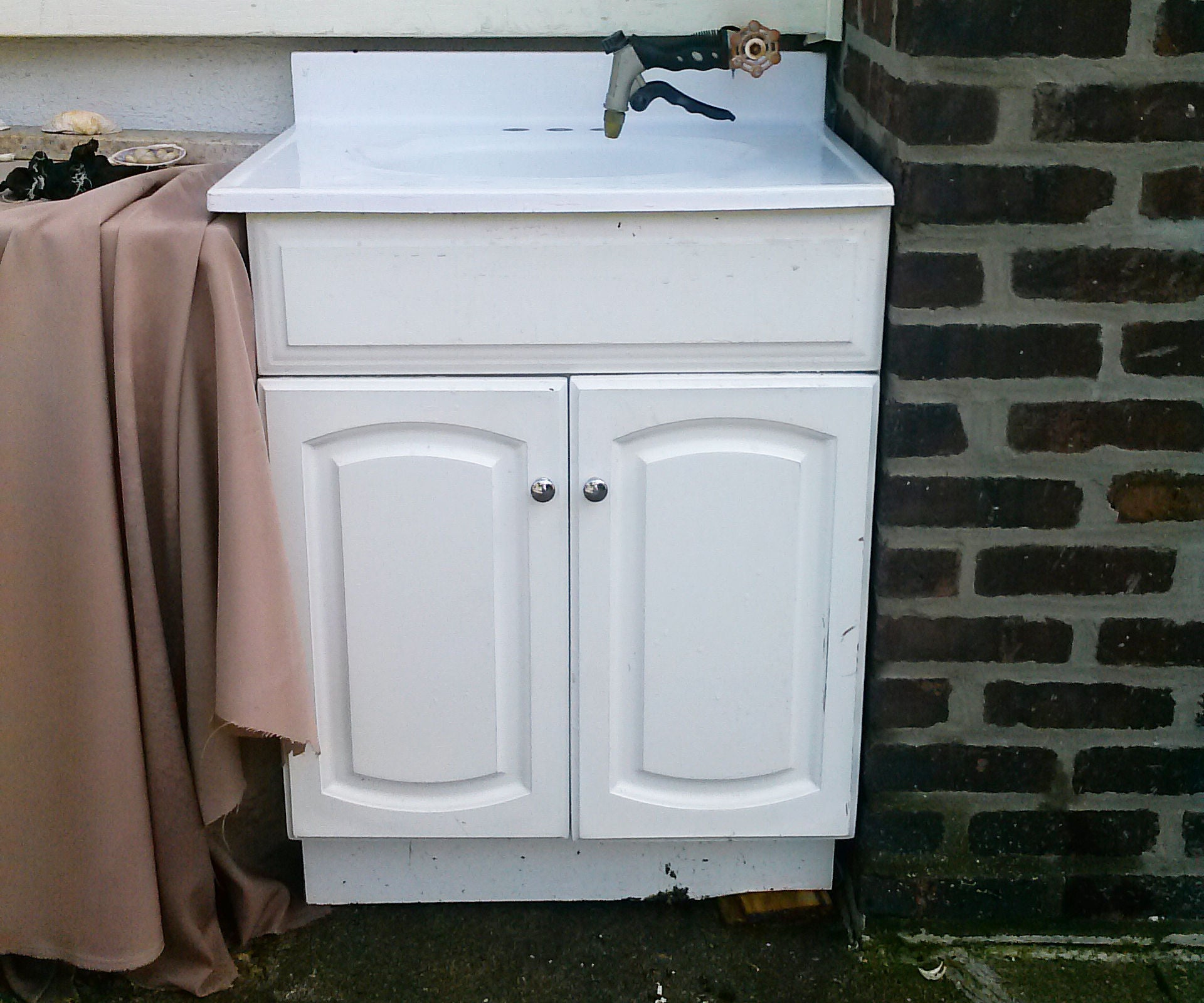 Seasonal Backyard Sink : 4 Steps - Instructables