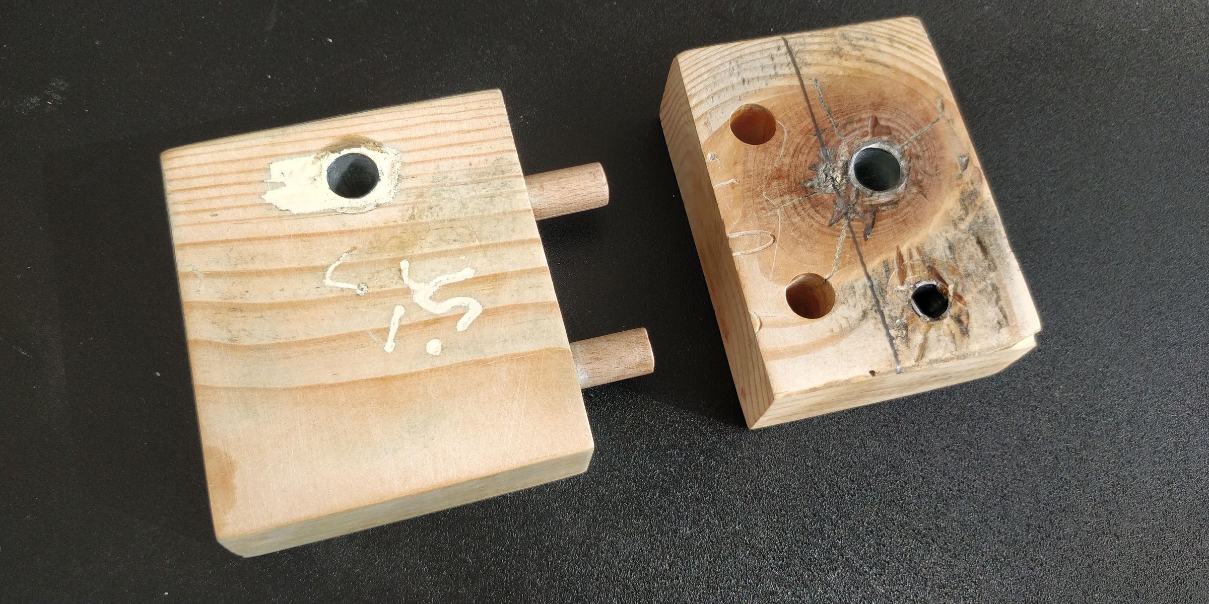 2 in 1 Cross Dowel Barrel Nut Jig for Detachable Wooden Furniture