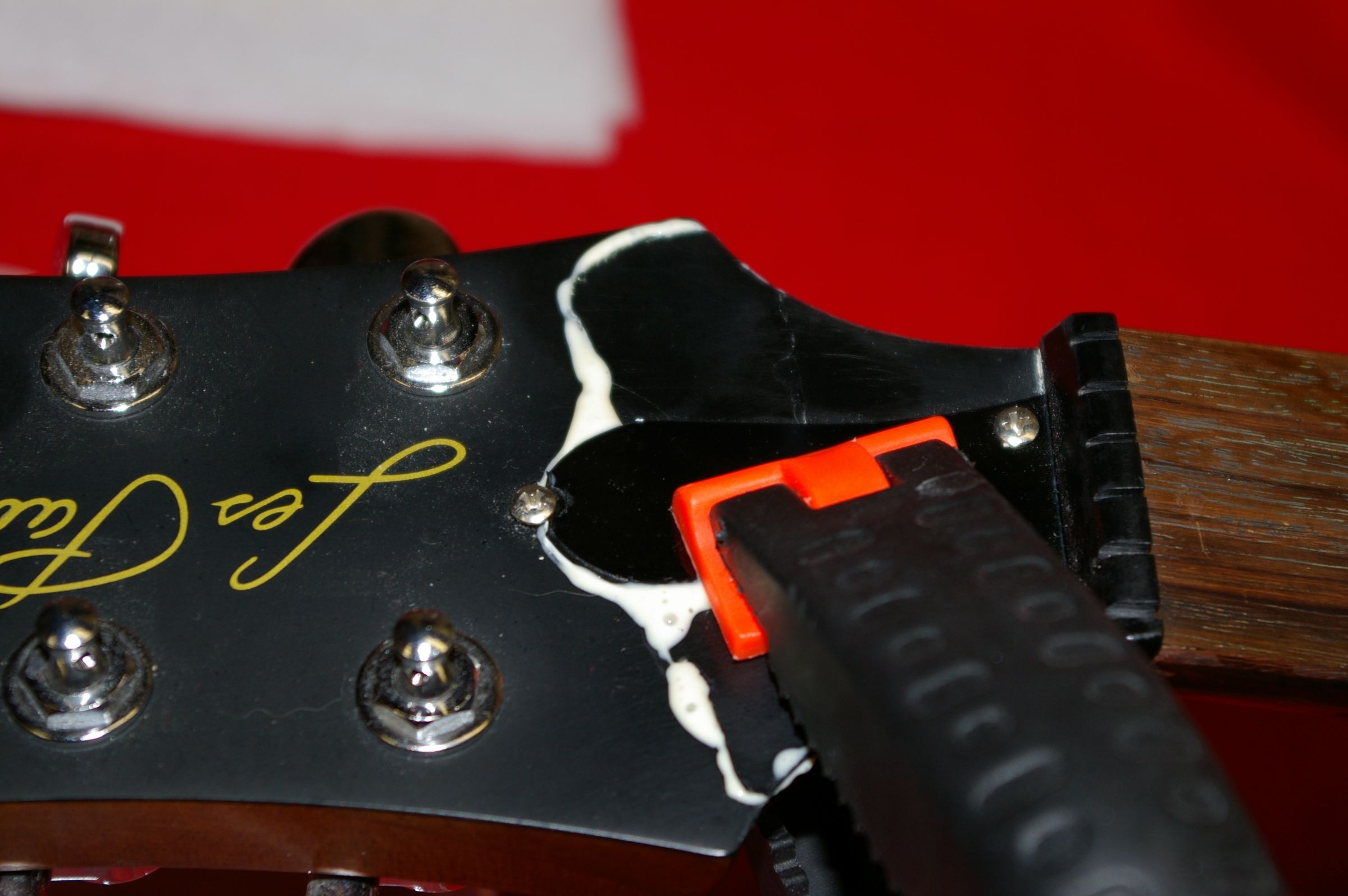 How to Repair a Broken Guitar Neck (headstock) 12 Steps (with