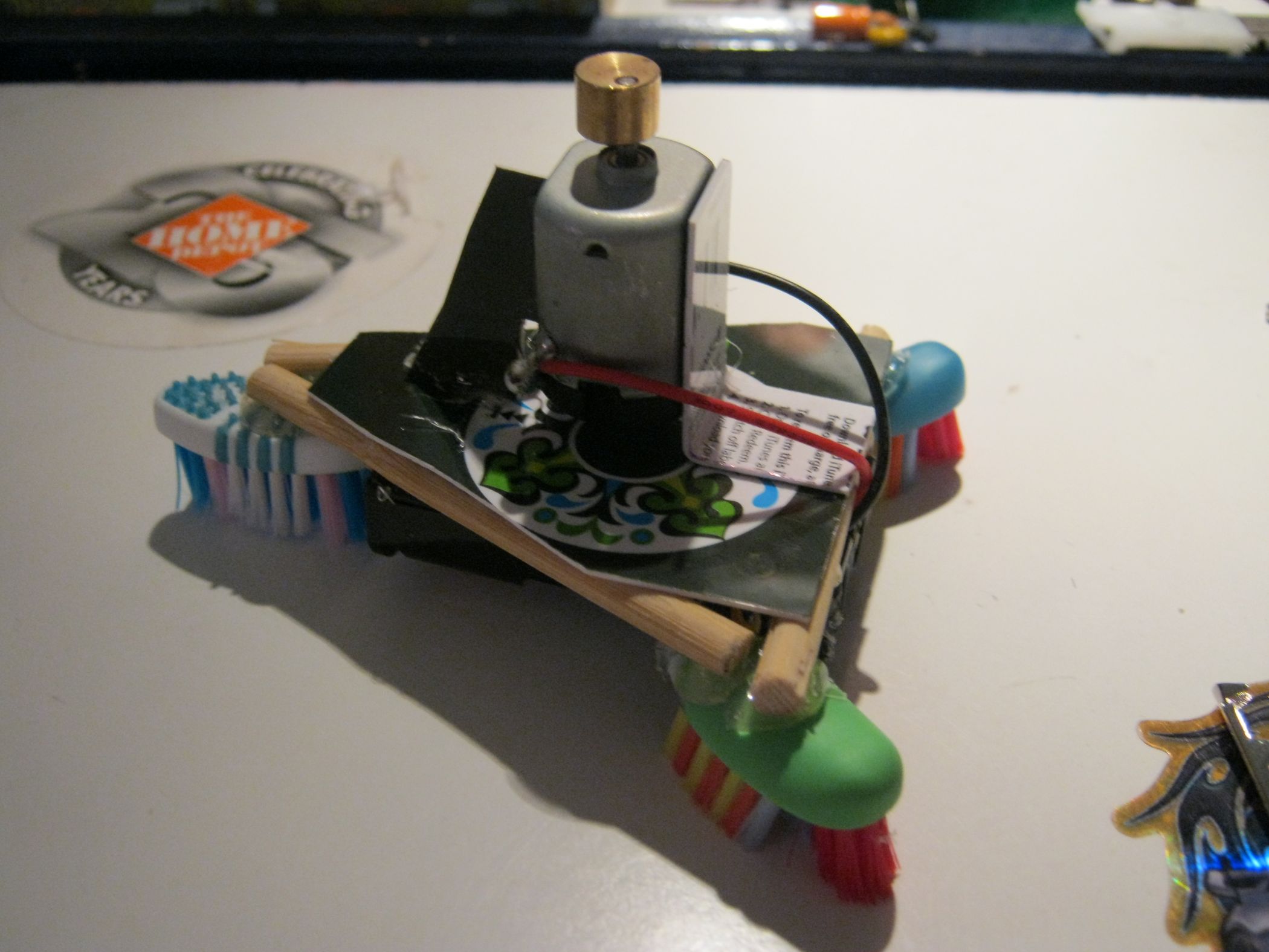 Bristle Bot 2.0 6 Steps Instructables