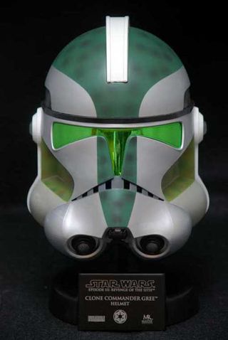 green clone trooper helmet.jpg