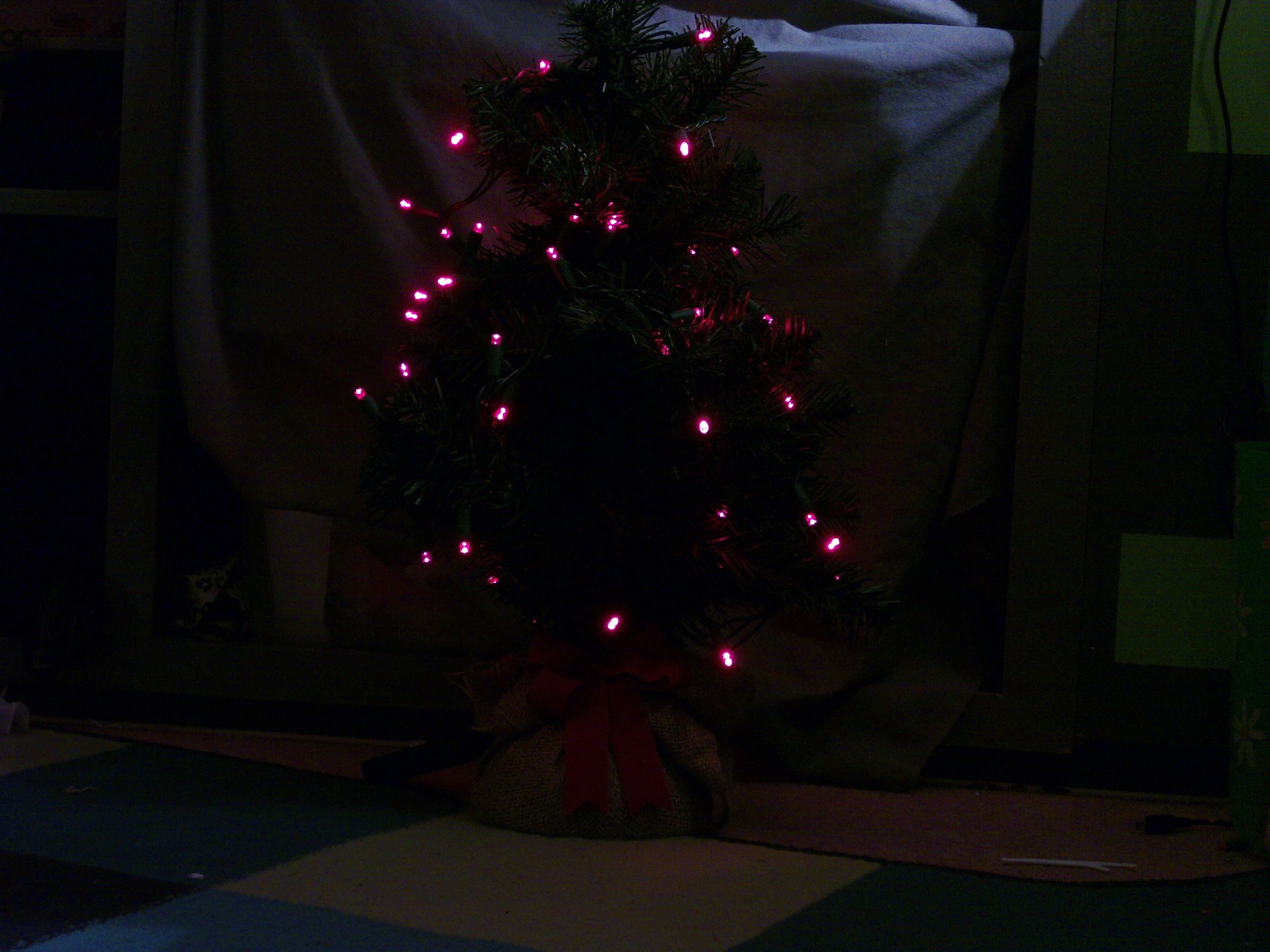 Battery Powered LED Christmas Lights 3 Steps Instructables
