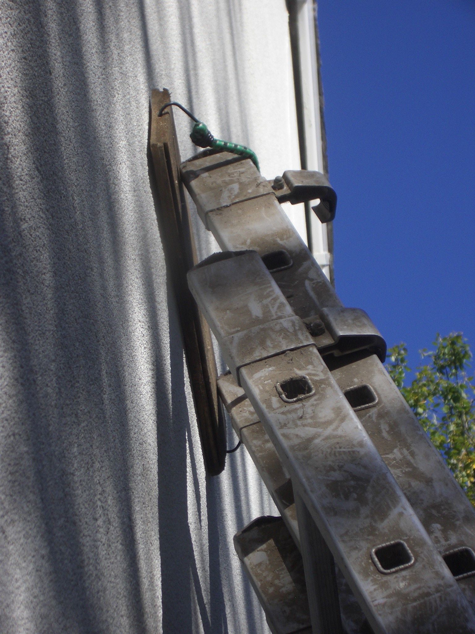 Ladder Load Spreader Avoid Wall Damage 4 Steps Instructables