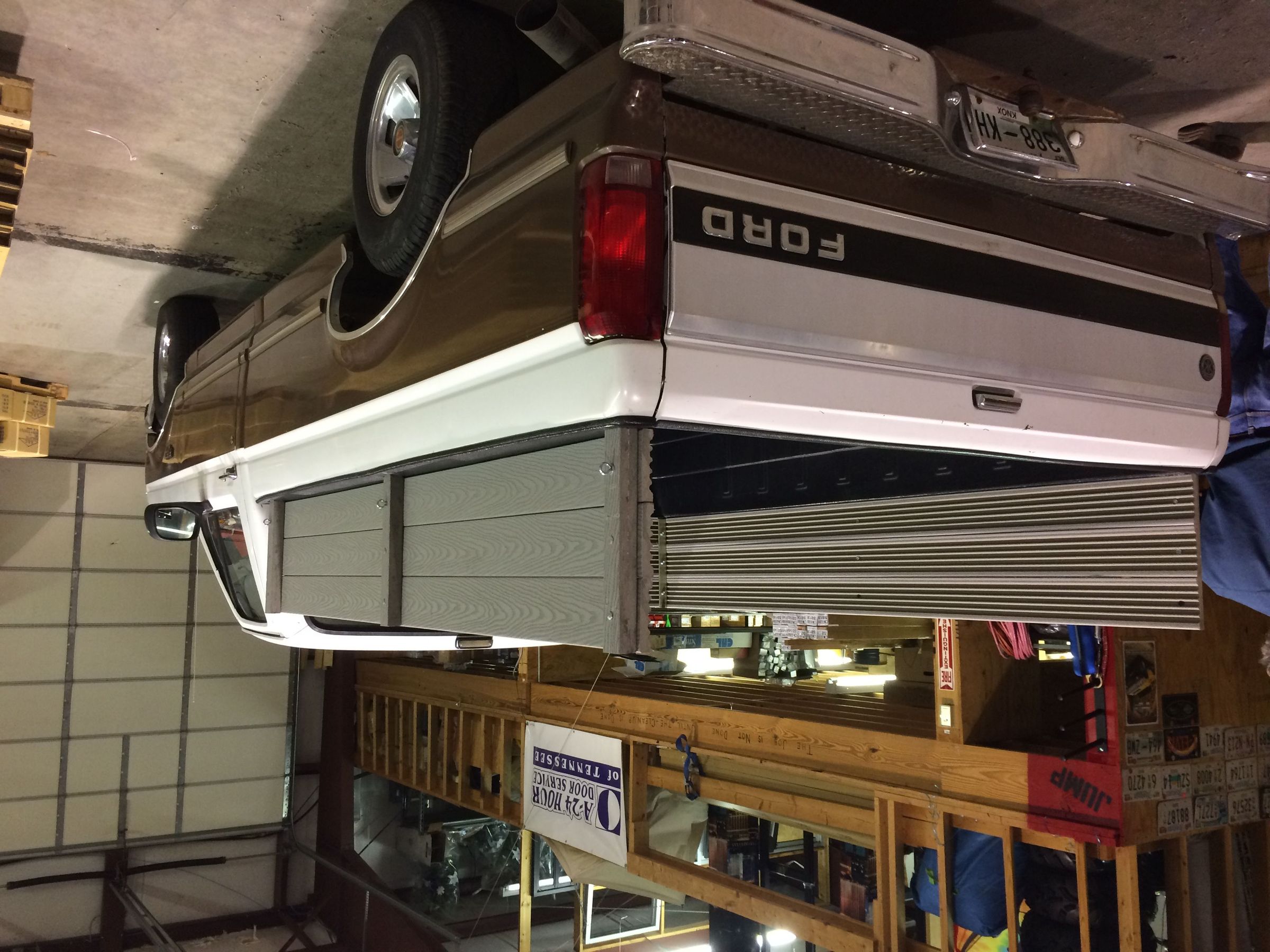 Pickup Truck Sideboards/Stake Sides Ford Super Duty 4 Steps (with